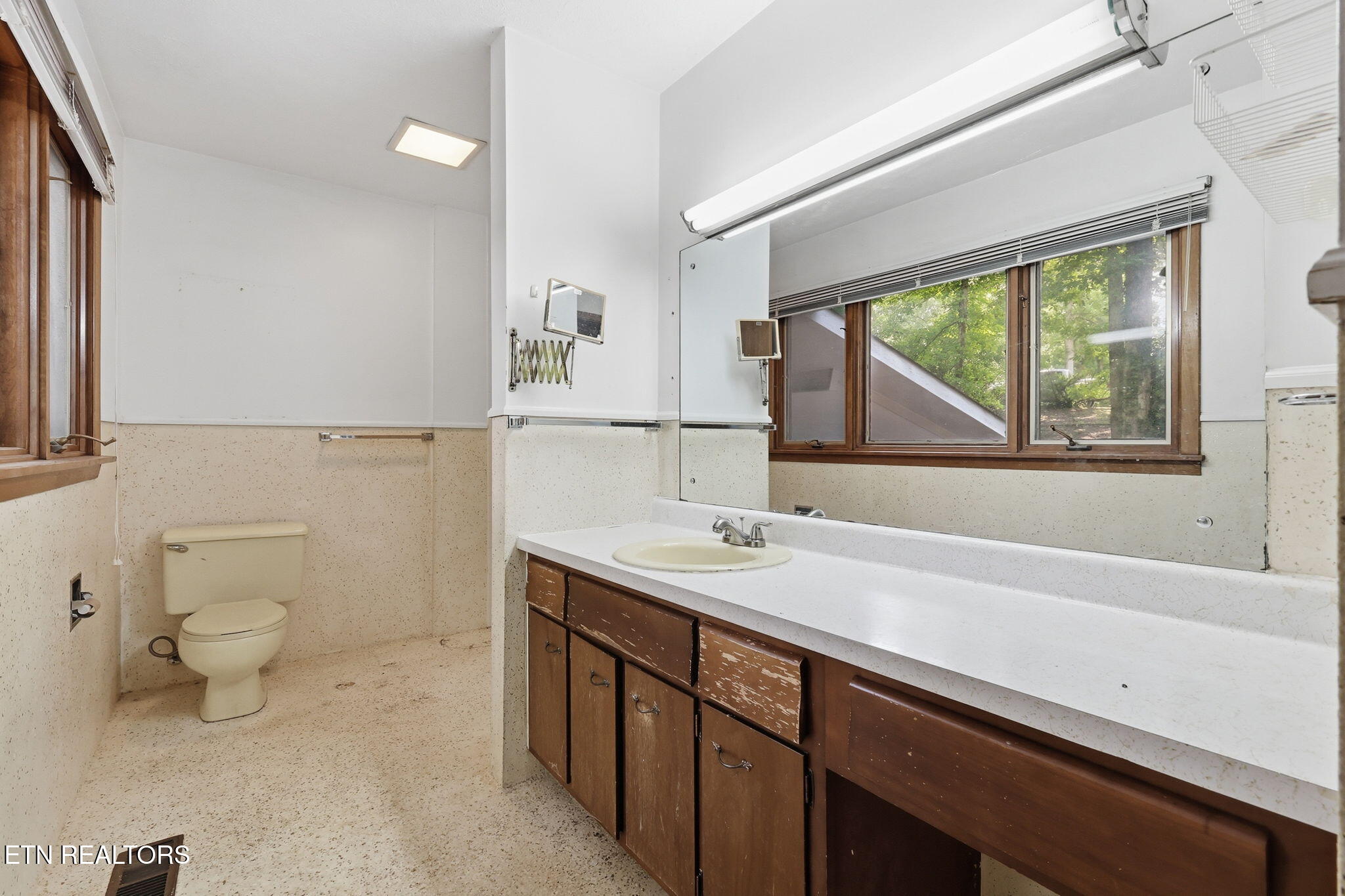 114 Balboa Circle Oak Ridge TN 37830