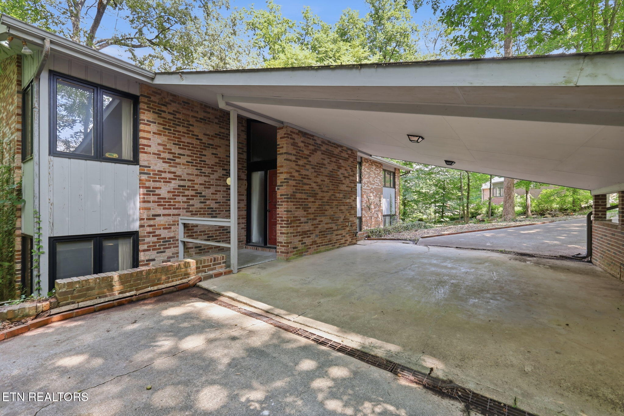 114 Balboa Circle Oak Ridge TN 37830