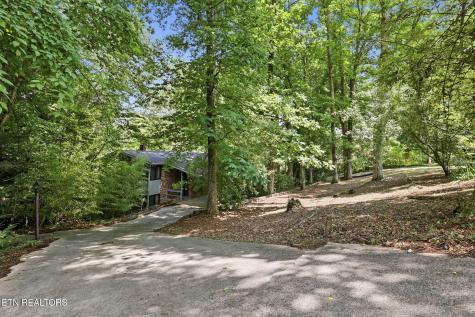 114 Balboa Circle Oak Ridge TN 37830