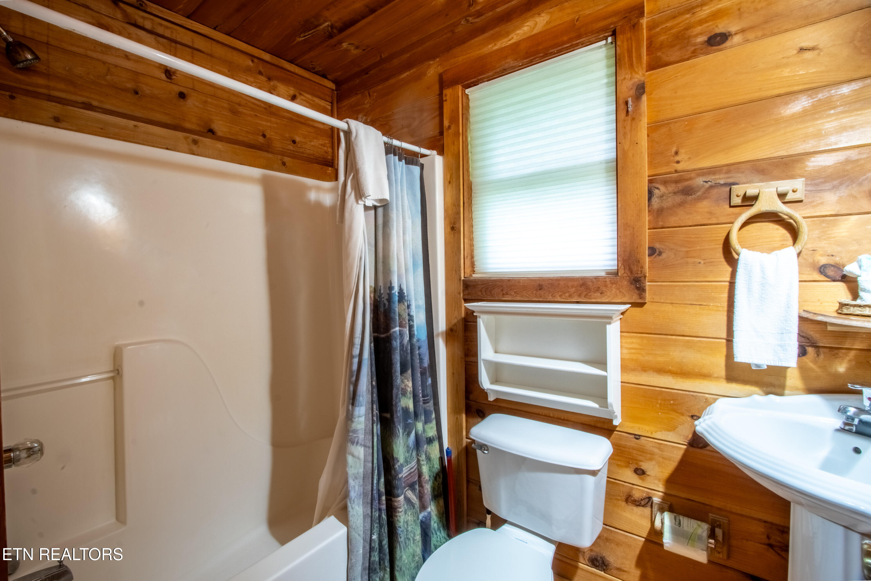 905 Valley Drive Gatlinburg TN 37738