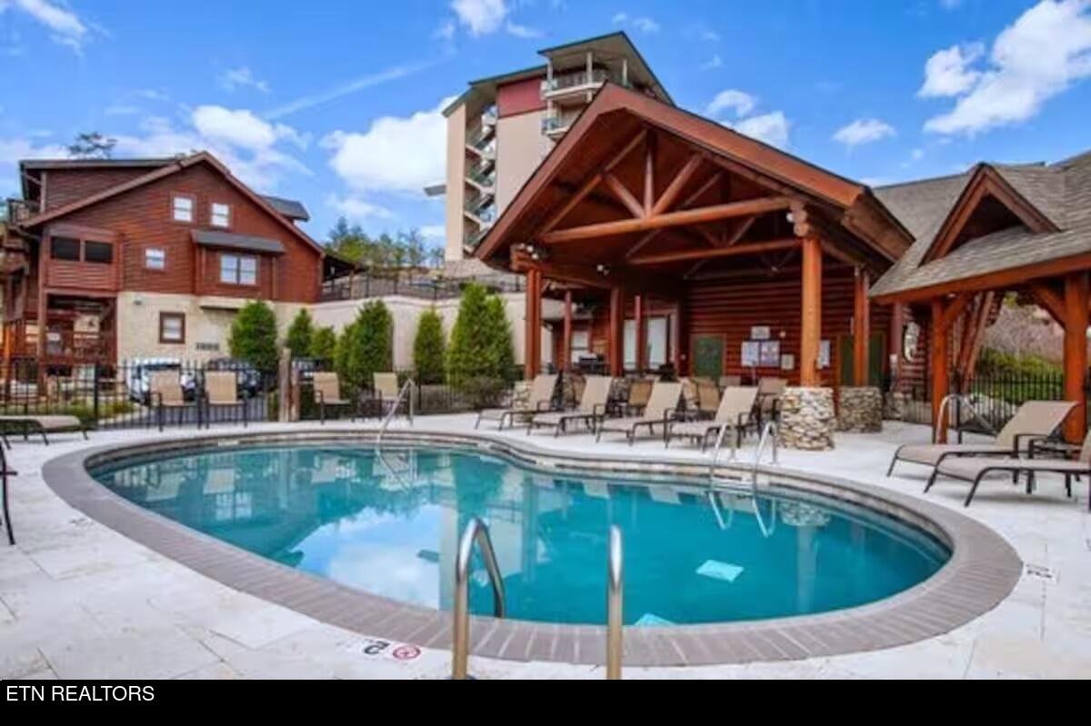 427 Big Bear Way Pigeon Forge TN 37863