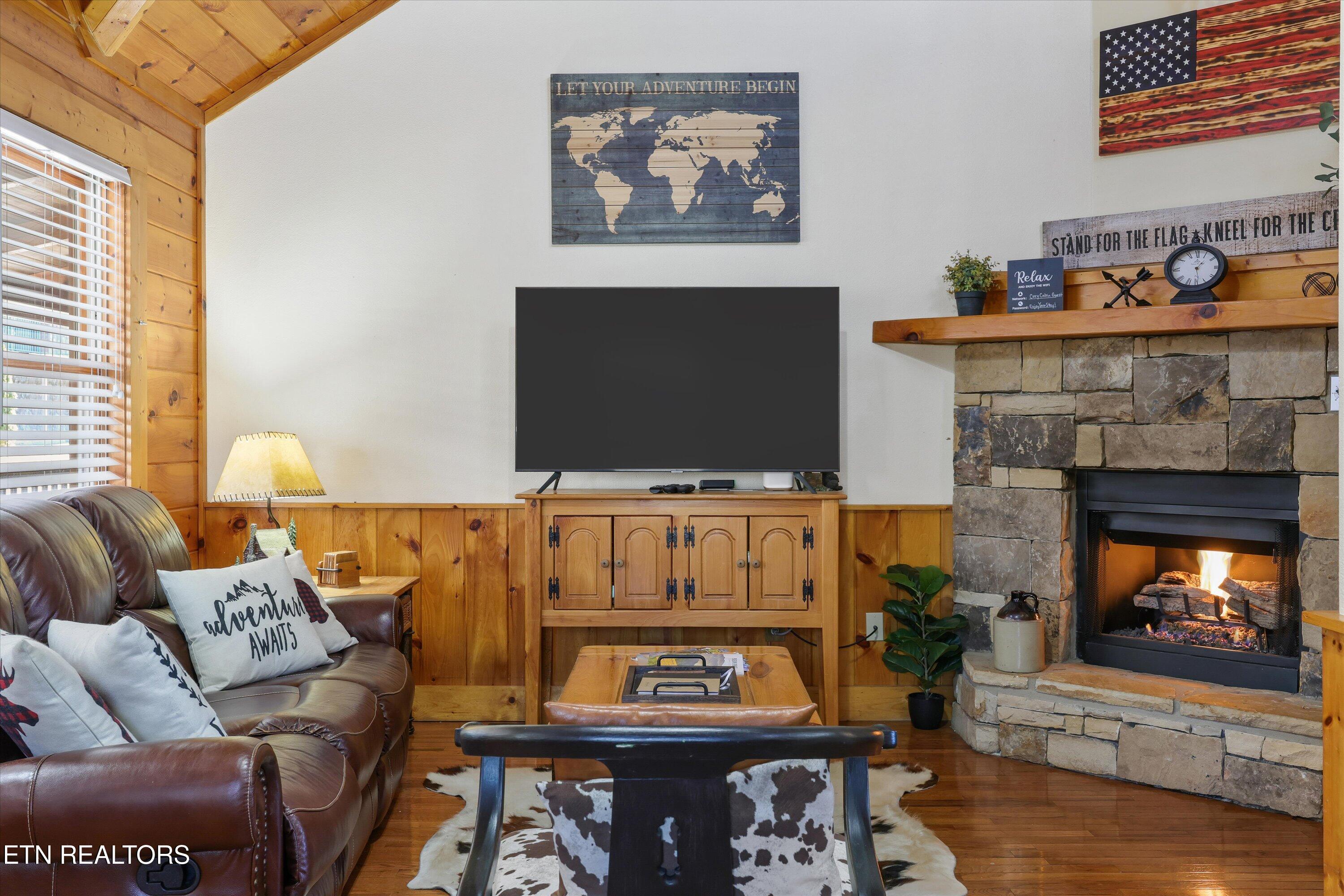 427 Big Bear Way Pigeon Forge TN 37863