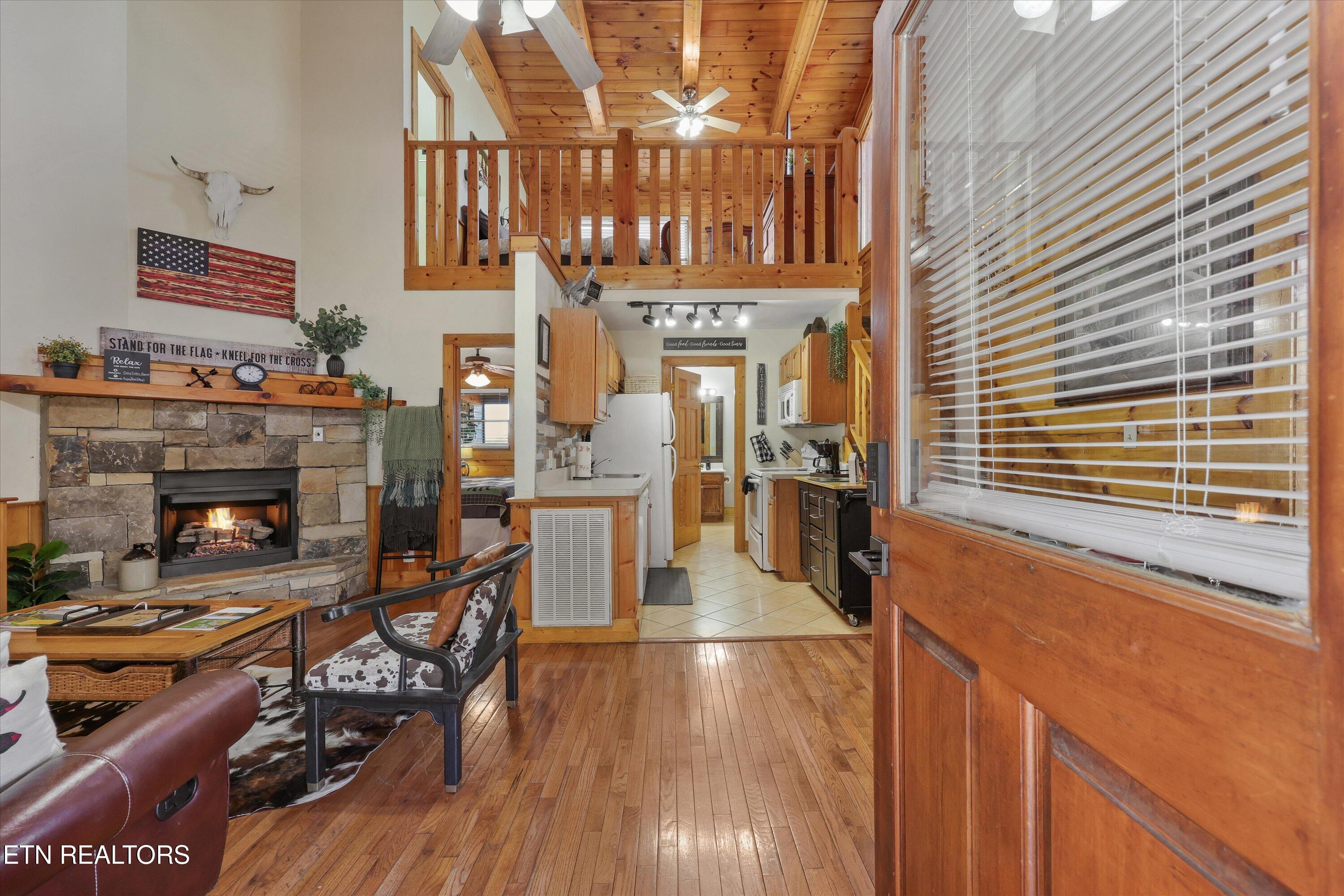 427 Big Bear Way Pigeon Forge TN 37863