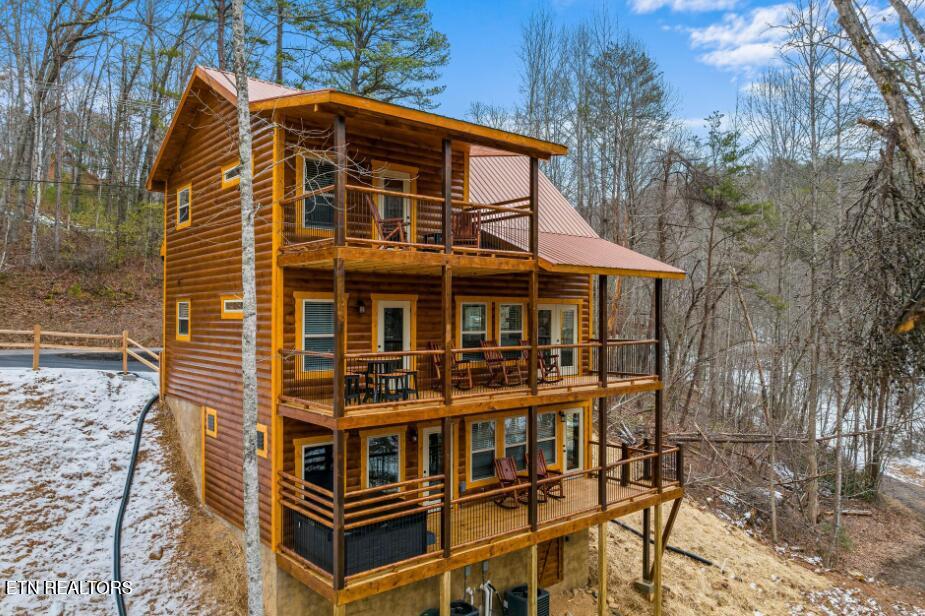 1446 Silver Poplar Lane Sevierville TN 37876
