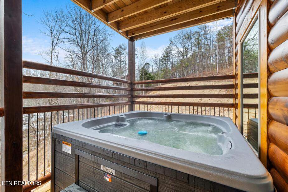 1446 Silver Poplar Lane Sevierville TN 37876
