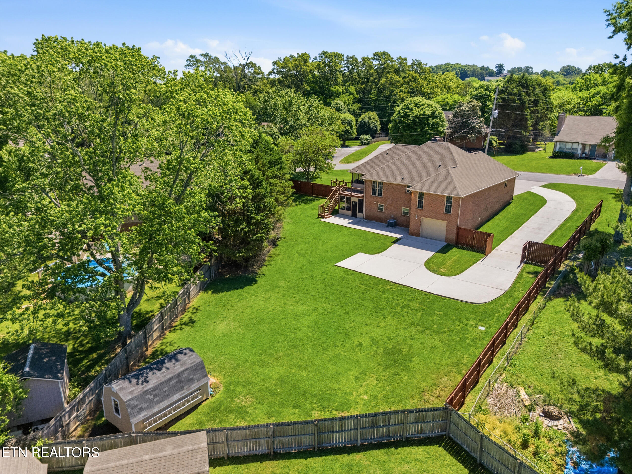 315 Silo Drive Lenoir City TN 37772