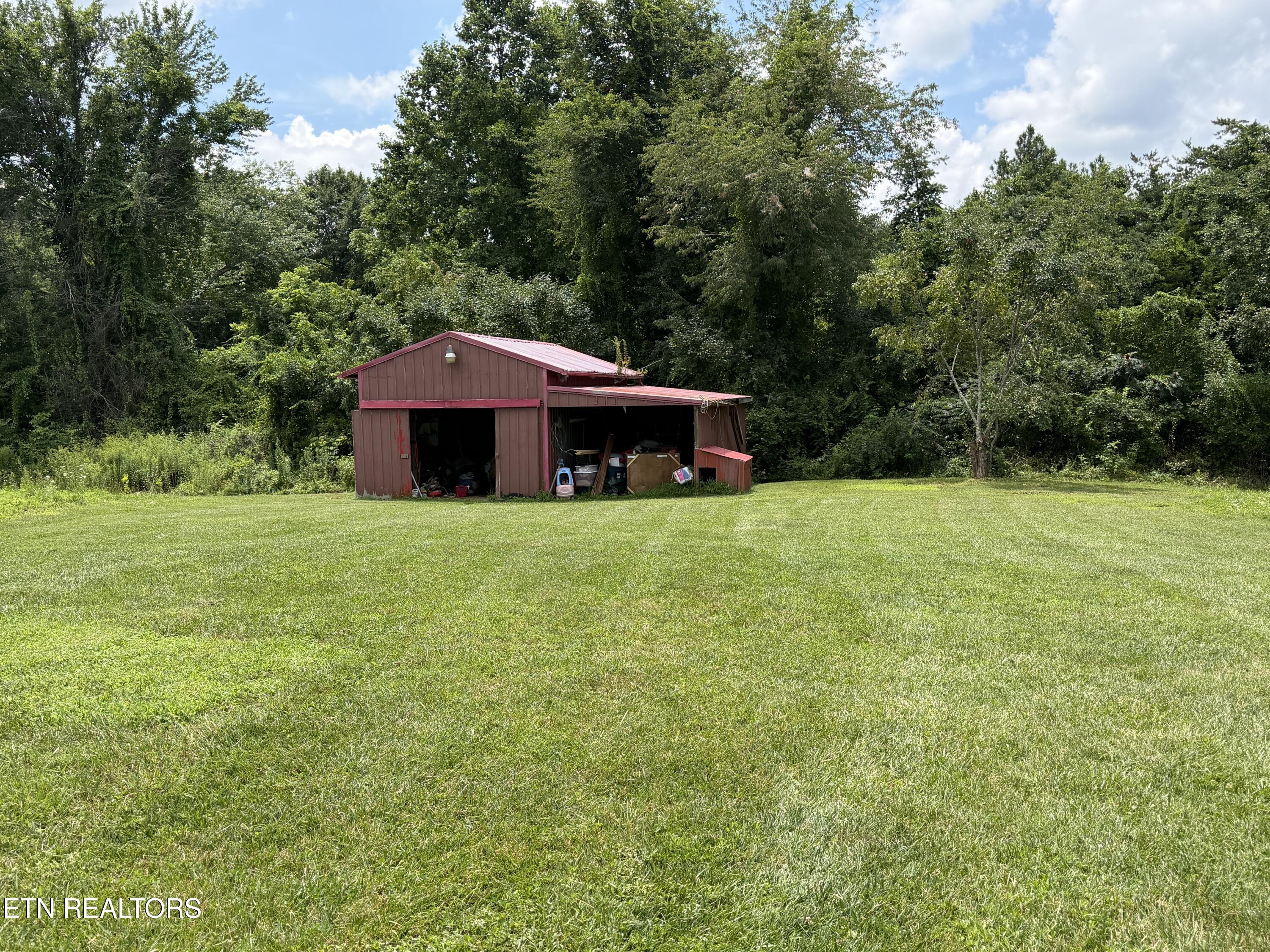868 Fritzsche Loop Jamestown TN 38556