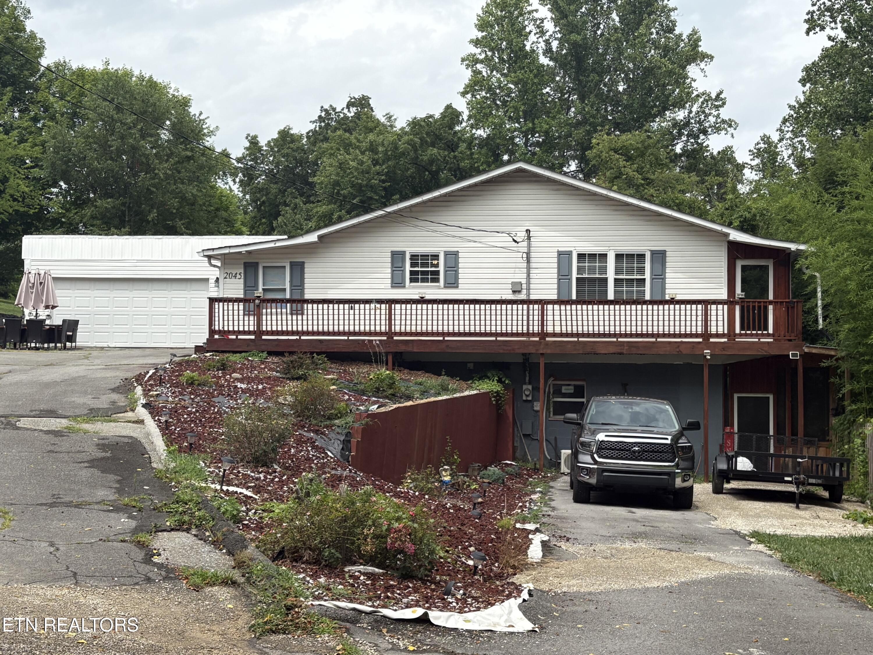 2045 Scenic Meadow Way Powell TN 37849