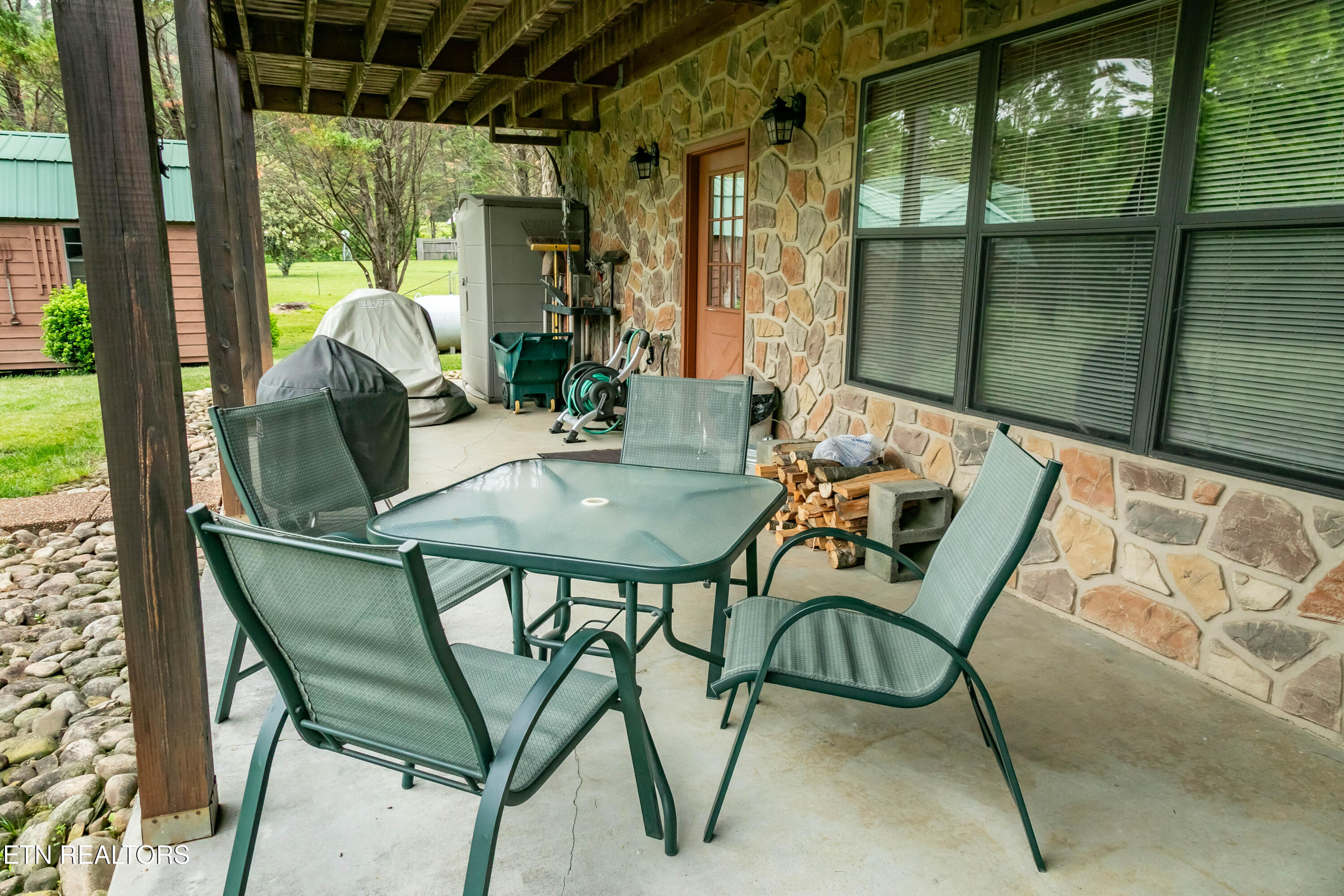3525 Autumn Woods Lane Sevierville TN 37862