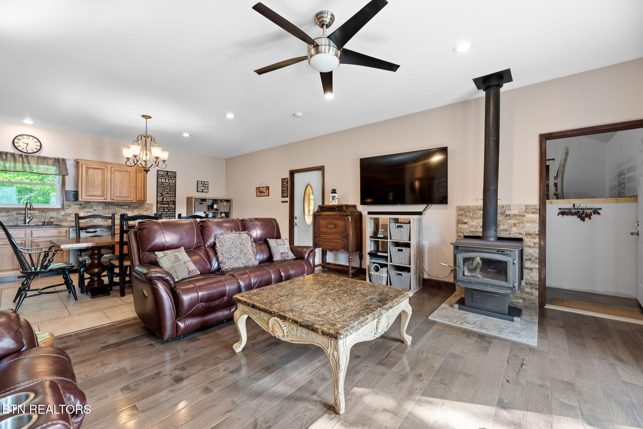 155 Island Road New Tazewell TN 37825