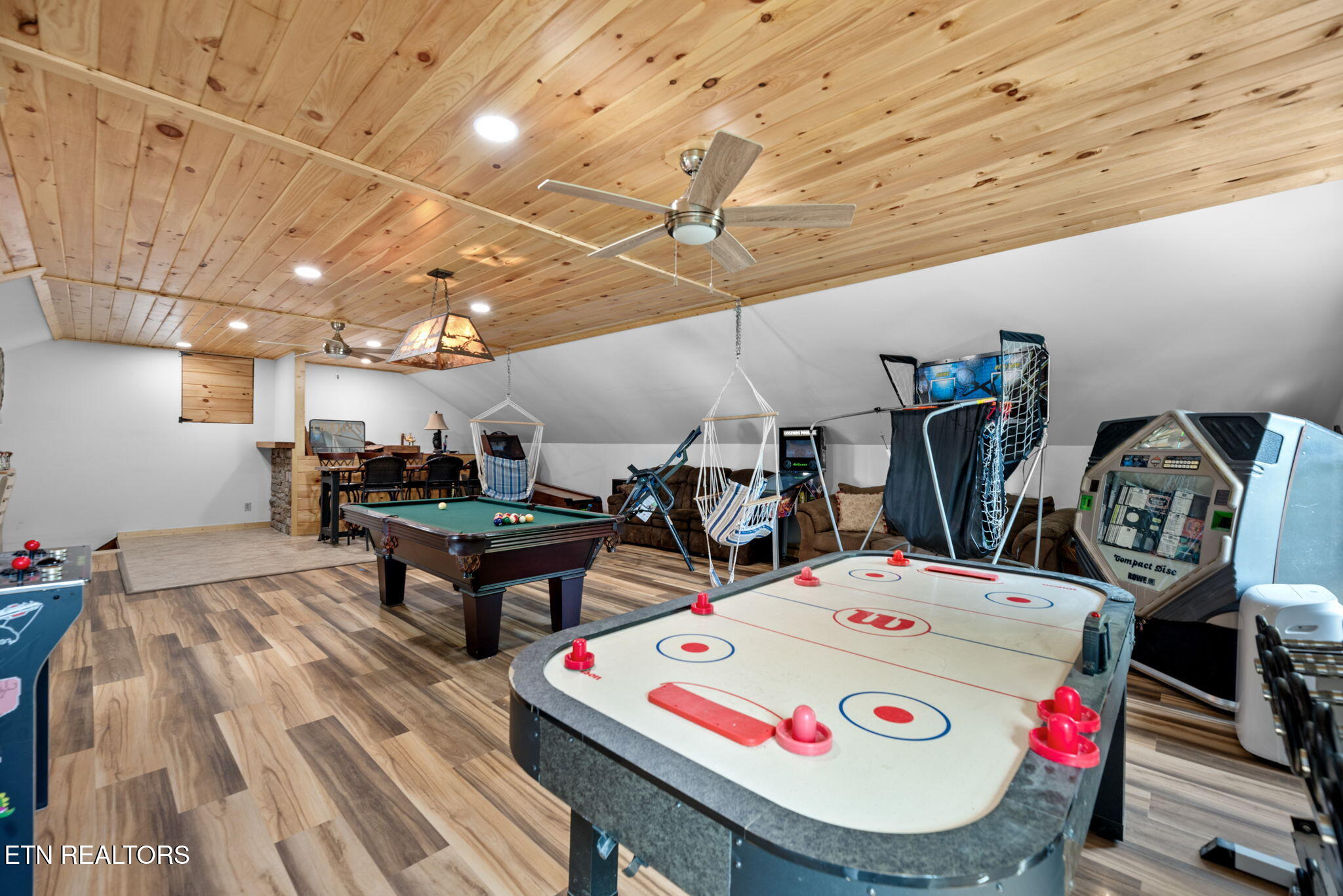 155 Island Road New Tazewell TN 37825