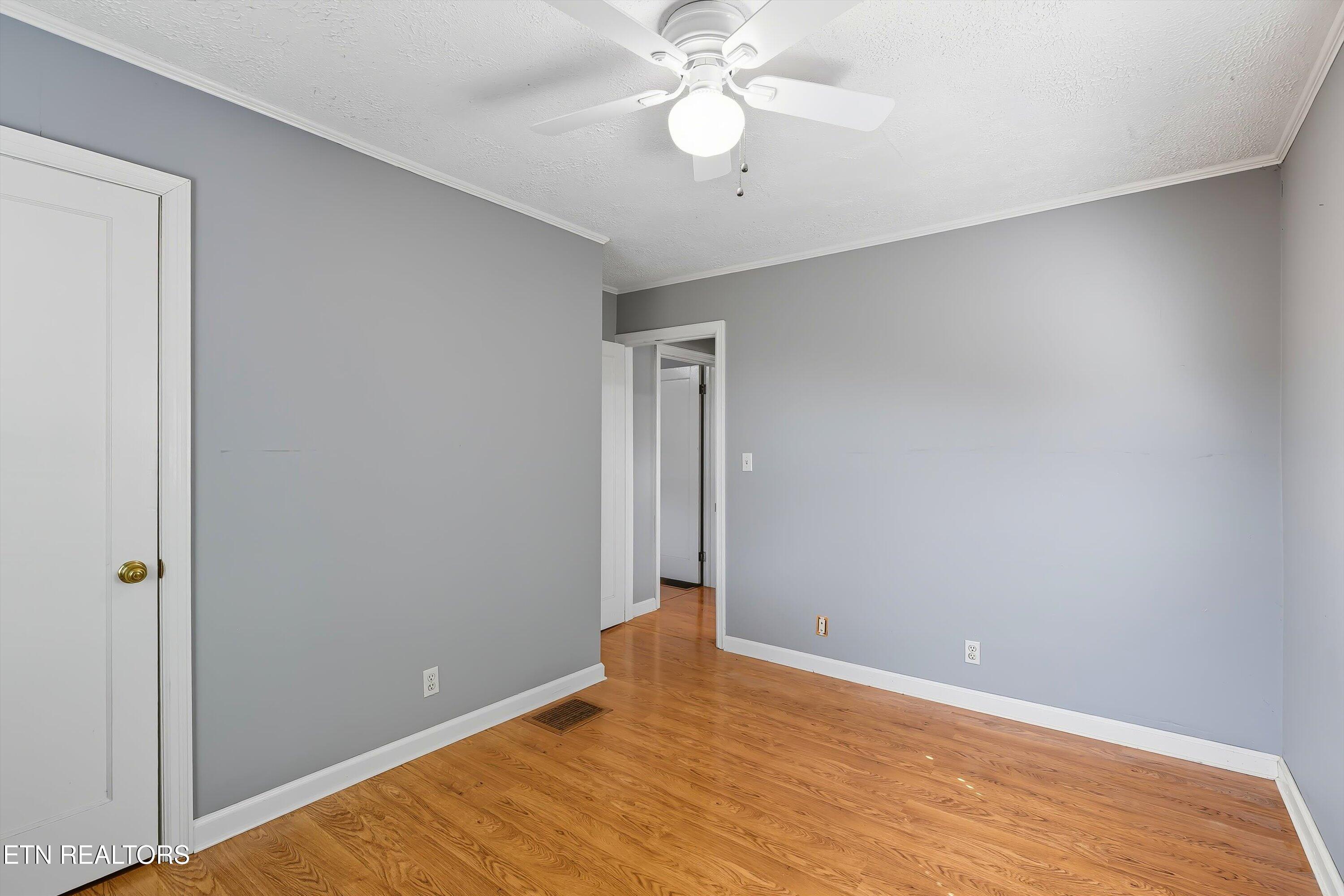 1765 N Wright Road Alcoa TN 37701