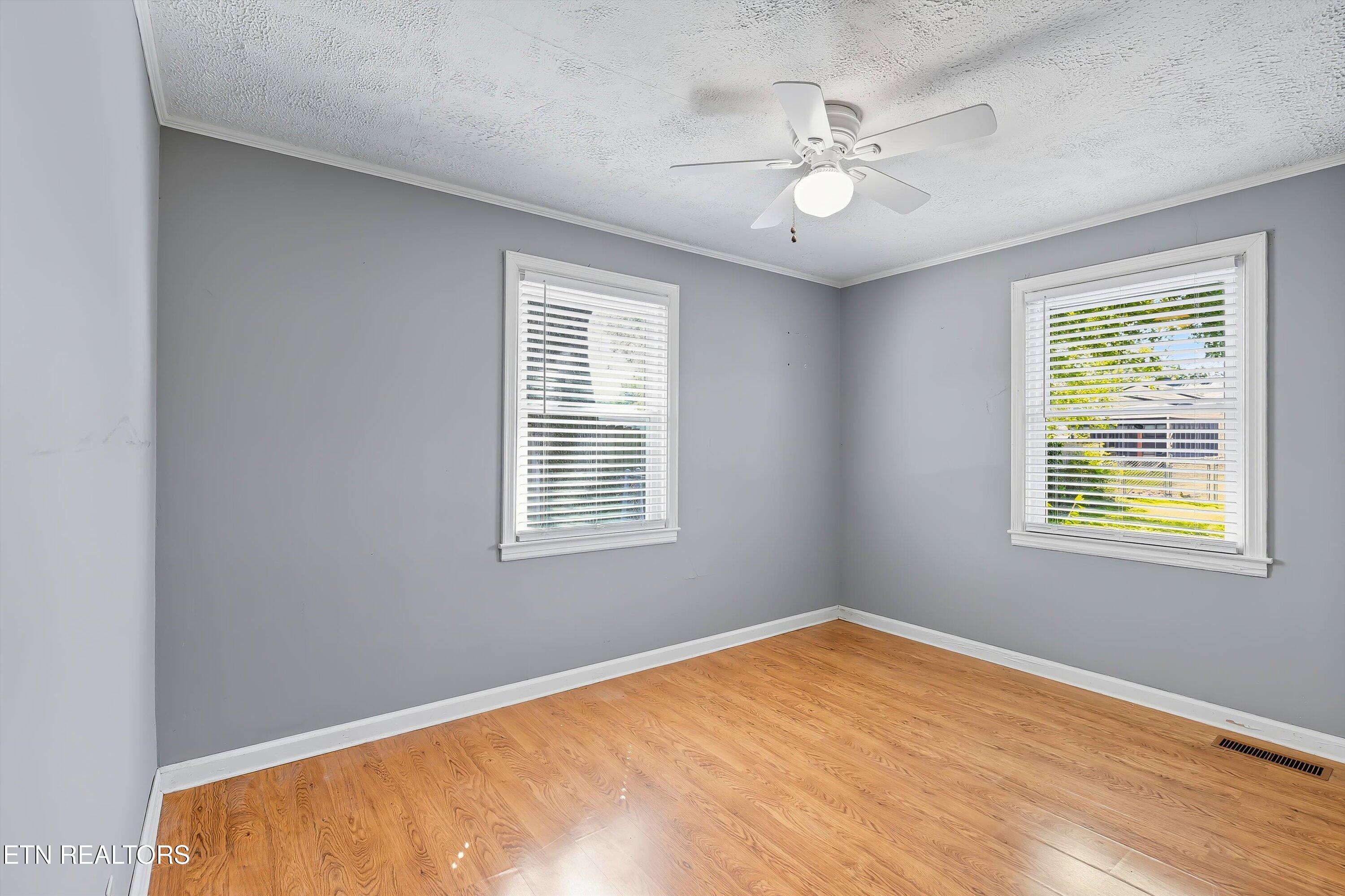 1765 N Wright Road Alcoa TN 37701