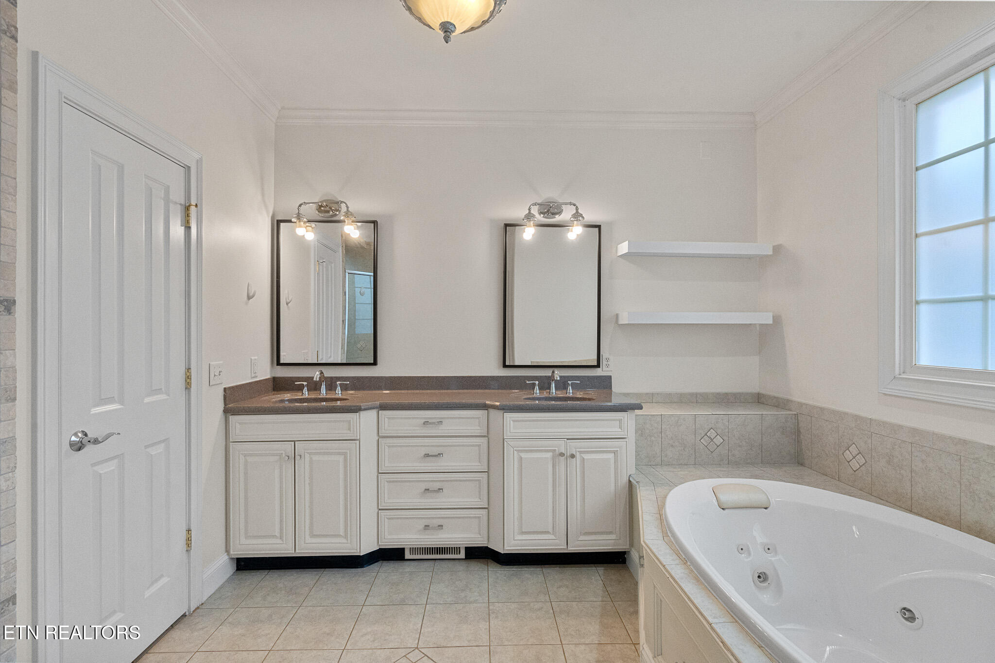 773 Waterstone Circle Greeneville TN 37745