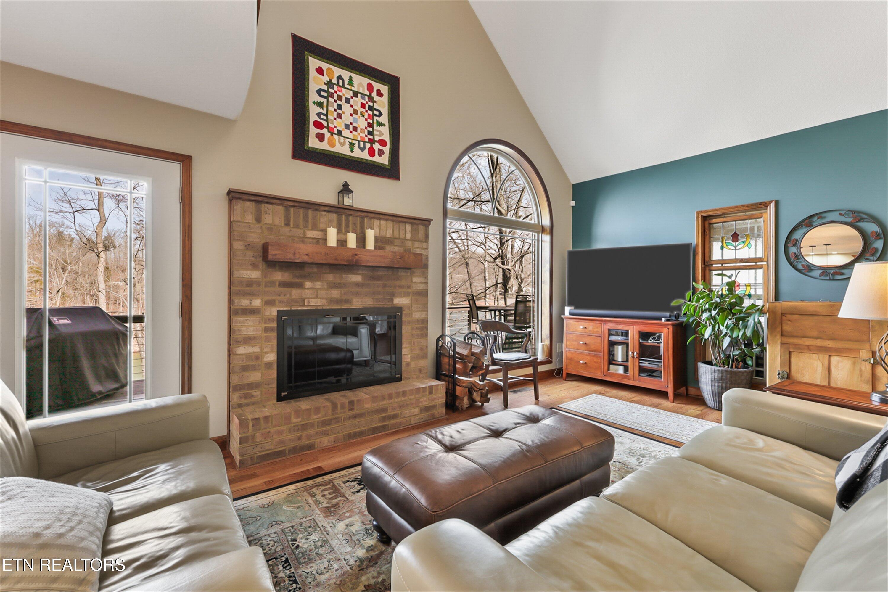 891 Yoakum Hollow Road Jacksboro TN 37757