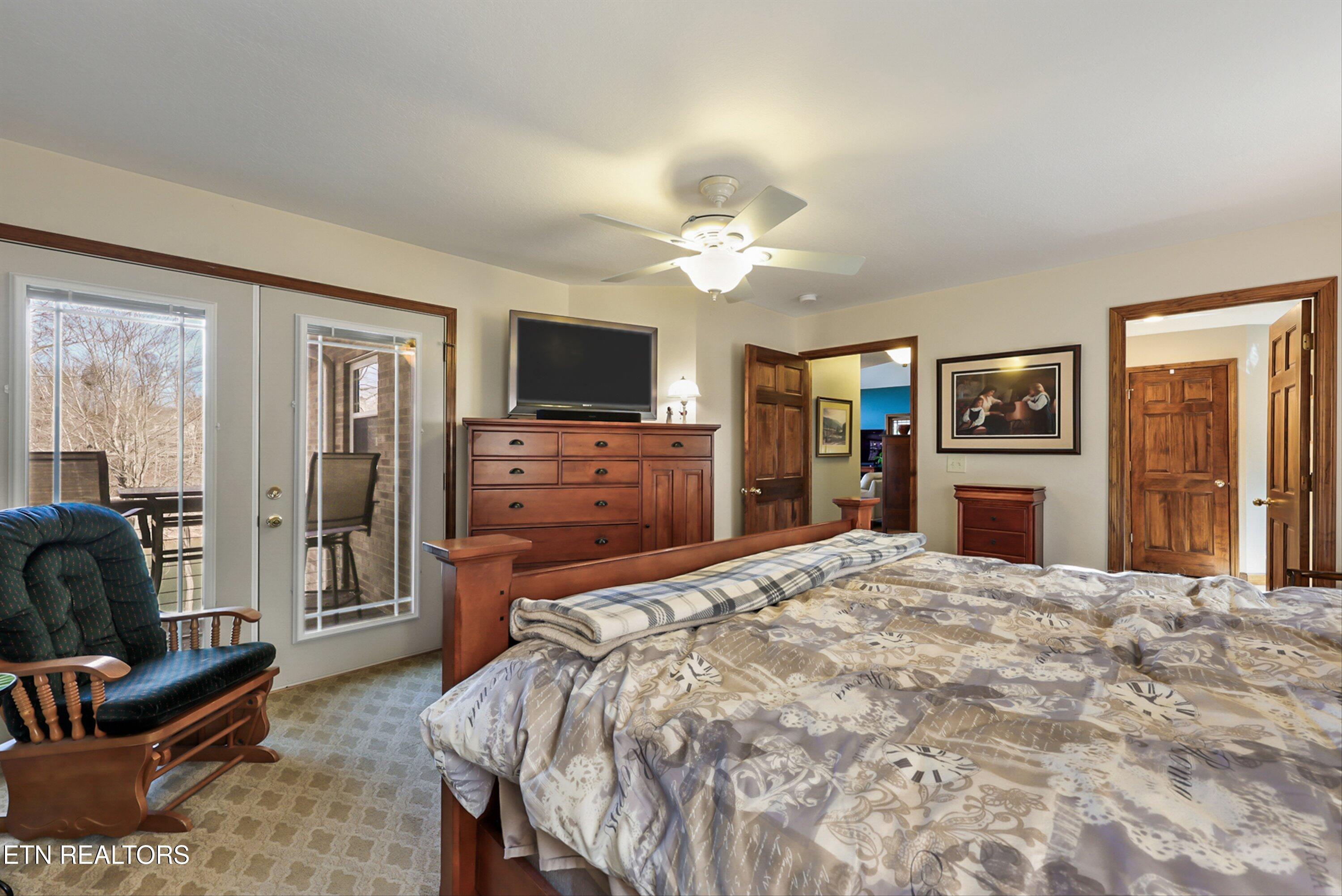 891 Yoakum Hollow Road Jacksboro TN 37757