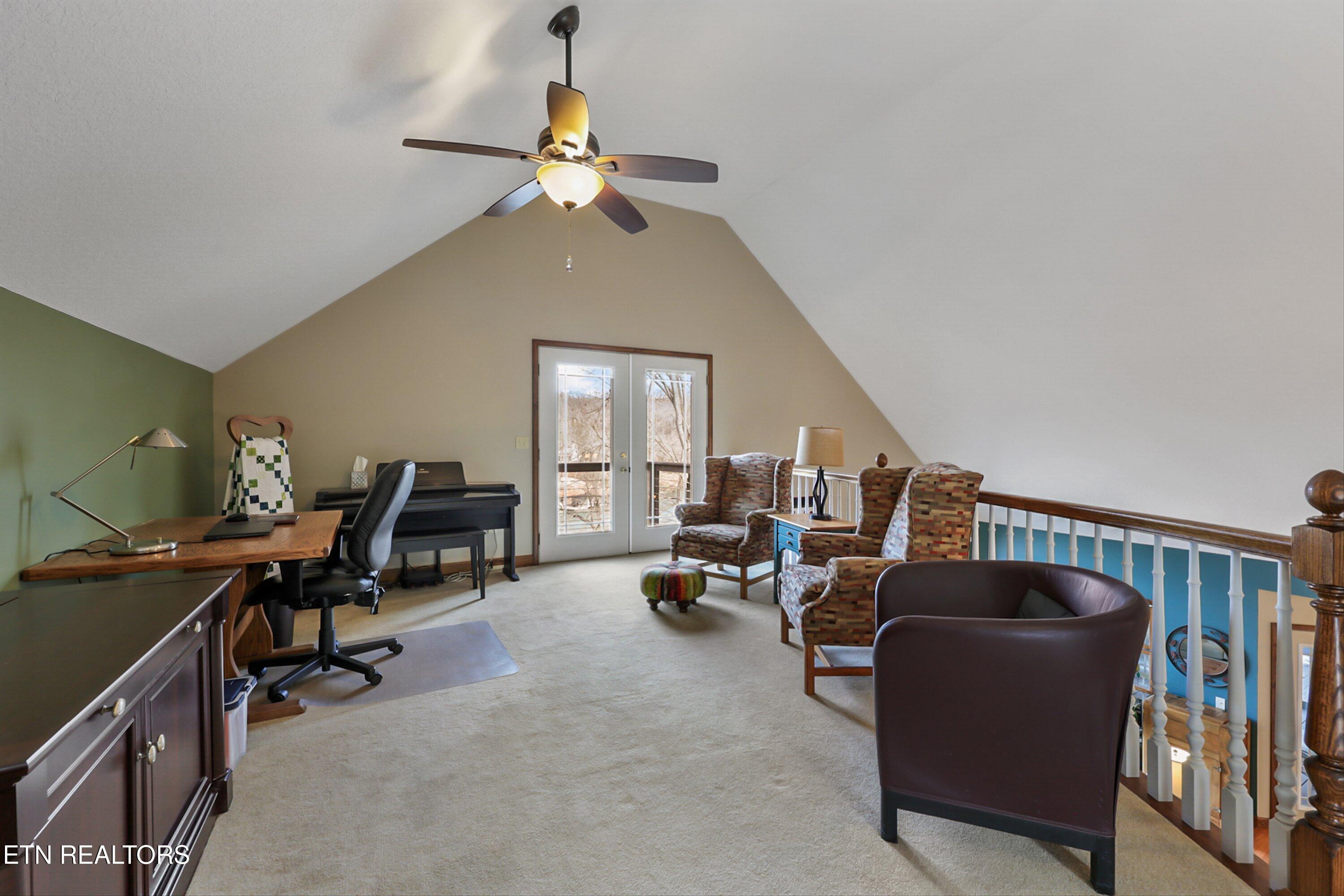 891 Yoakum Hollow Road Jacksboro TN 37757