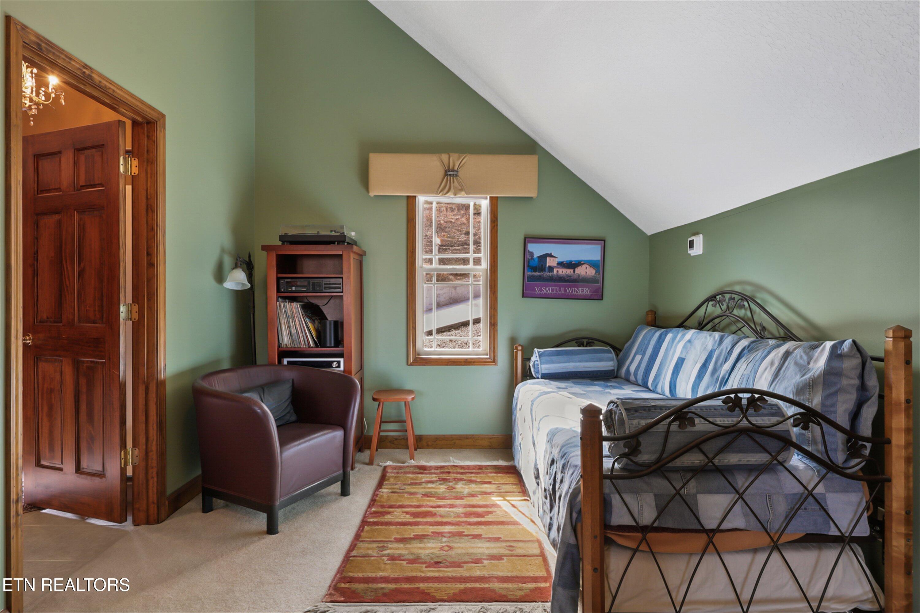 891 Yoakum Hollow Road Jacksboro TN 37757