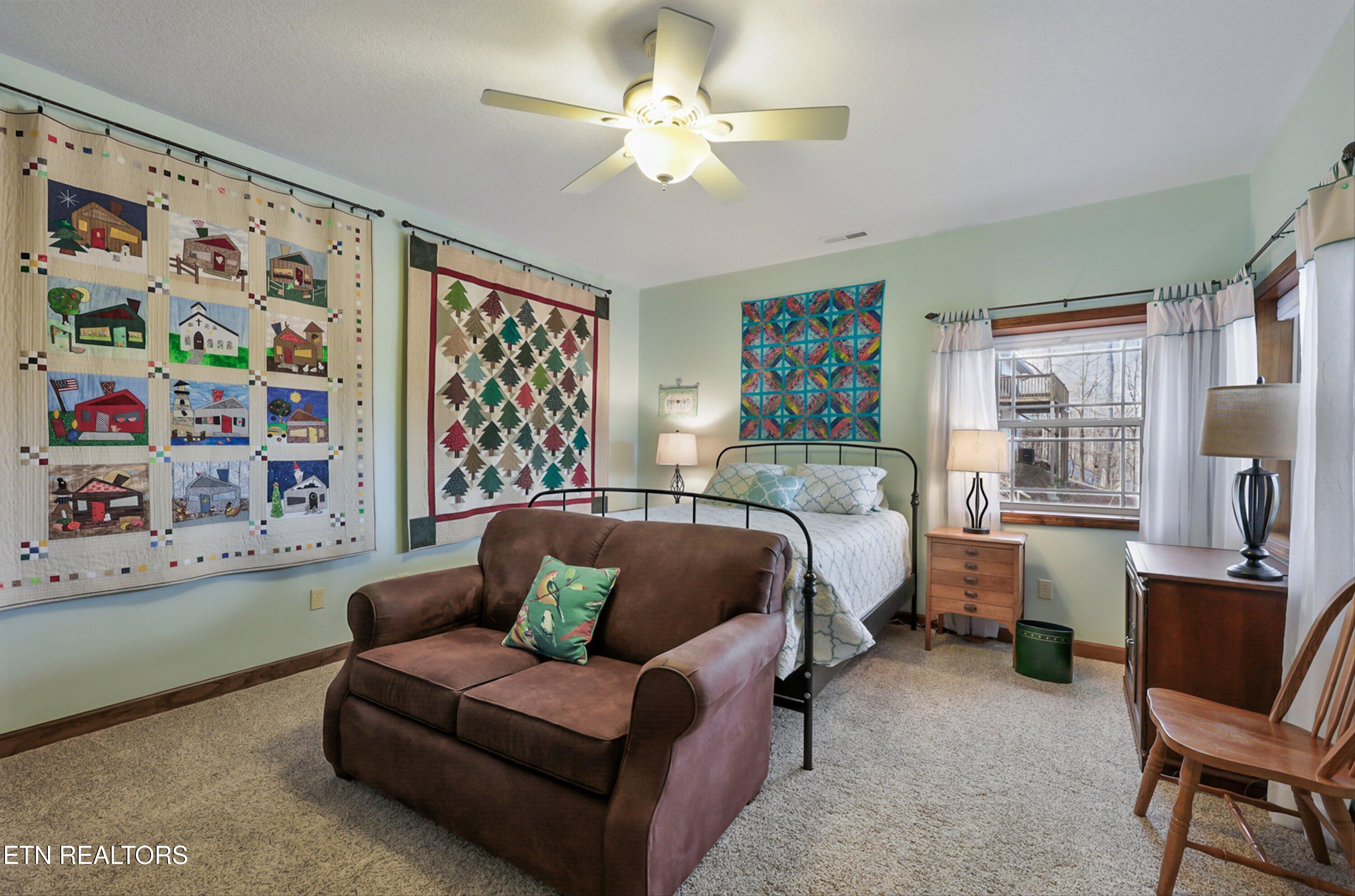 891 Yoakum Hollow Road Jacksboro TN 37757