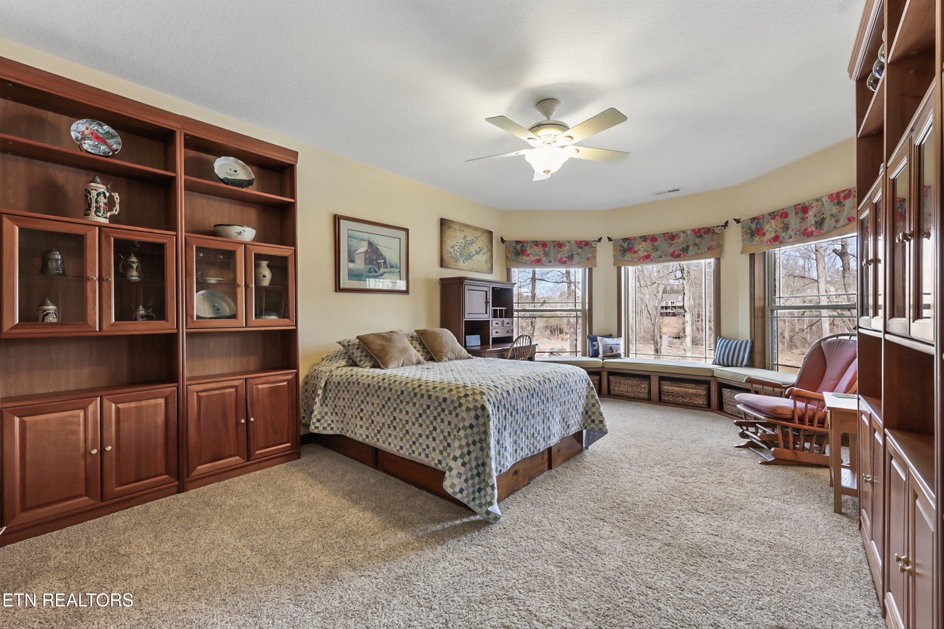 891 Yoakum Hollow Road Jacksboro TN 37757