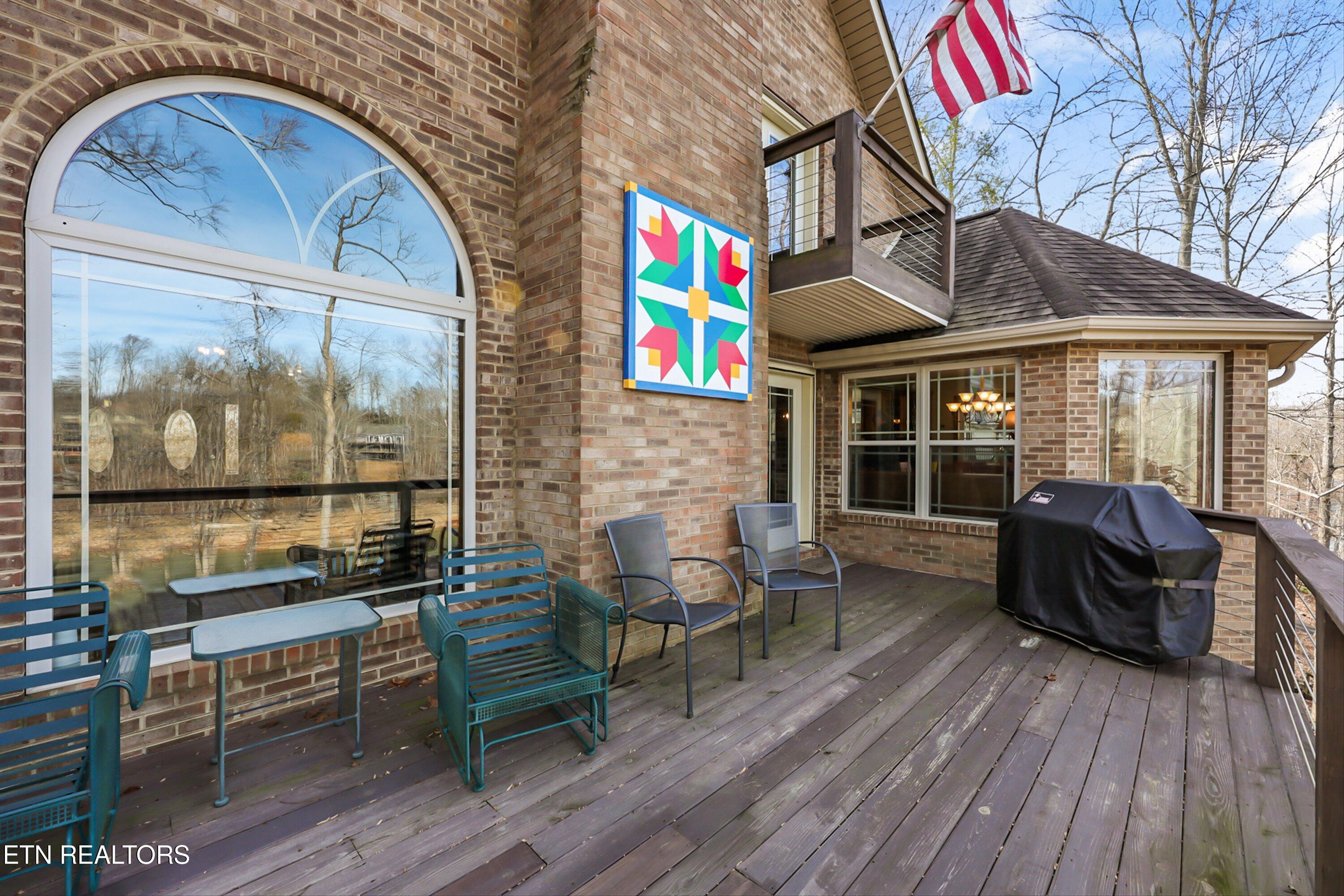 891 Yoakum Hollow Road Jacksboro TN 37757