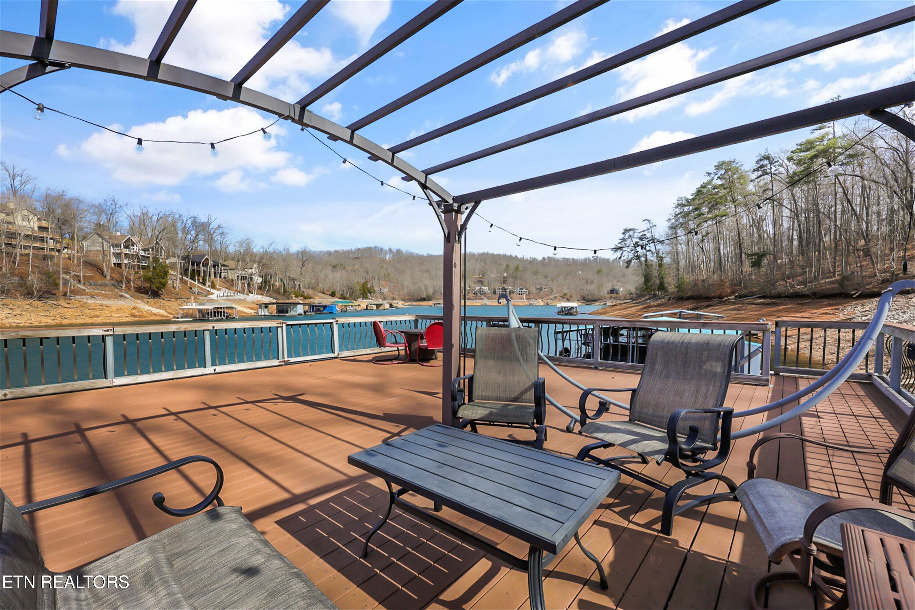 891 Yoakum Hollow Road Jacksboro TN 37757