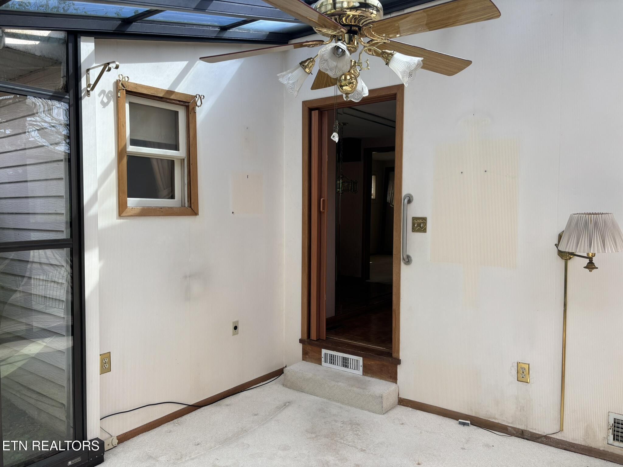 6117 Thorn Grove Pike Knoxville TN 37914