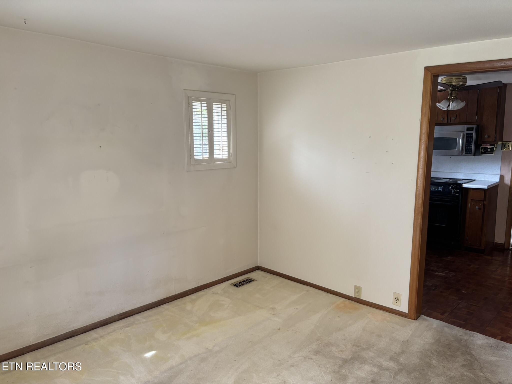 6117 Thorn Grove Pike Knoxville TN 37914
