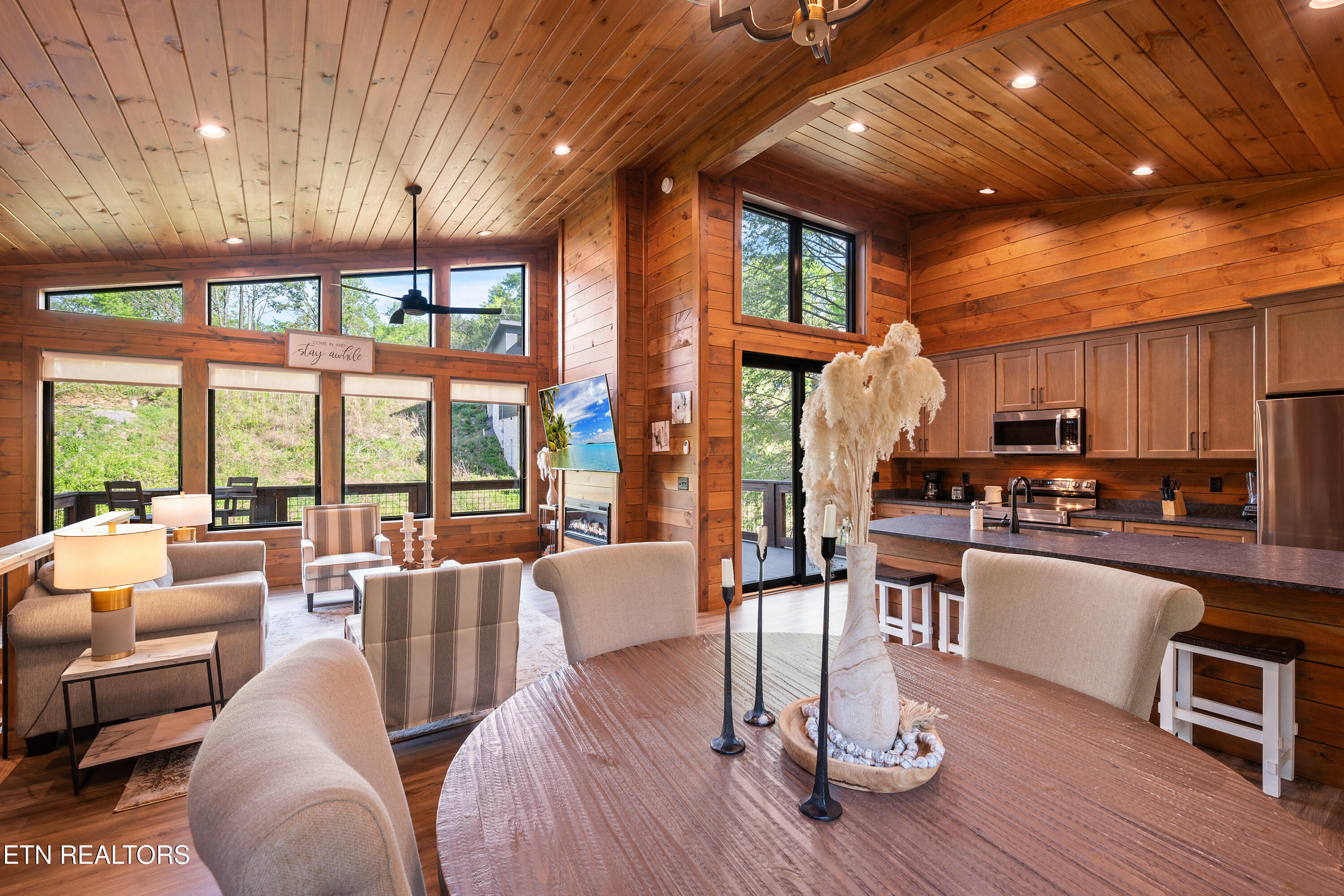 1613 Mitchell Farm Road Sevierville TN 37876