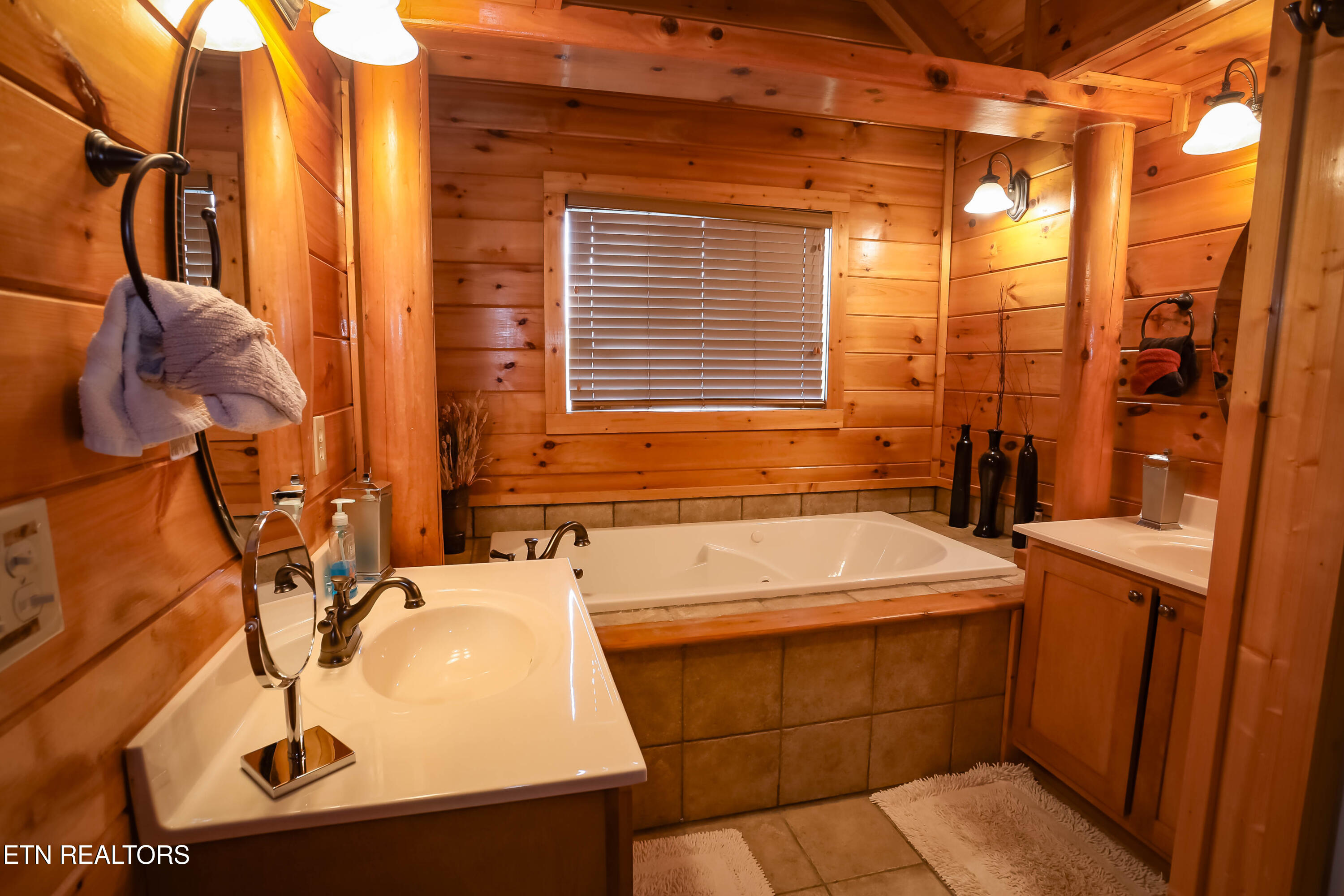 4248 Teaberry Vista Lane Sevierville TN 37862