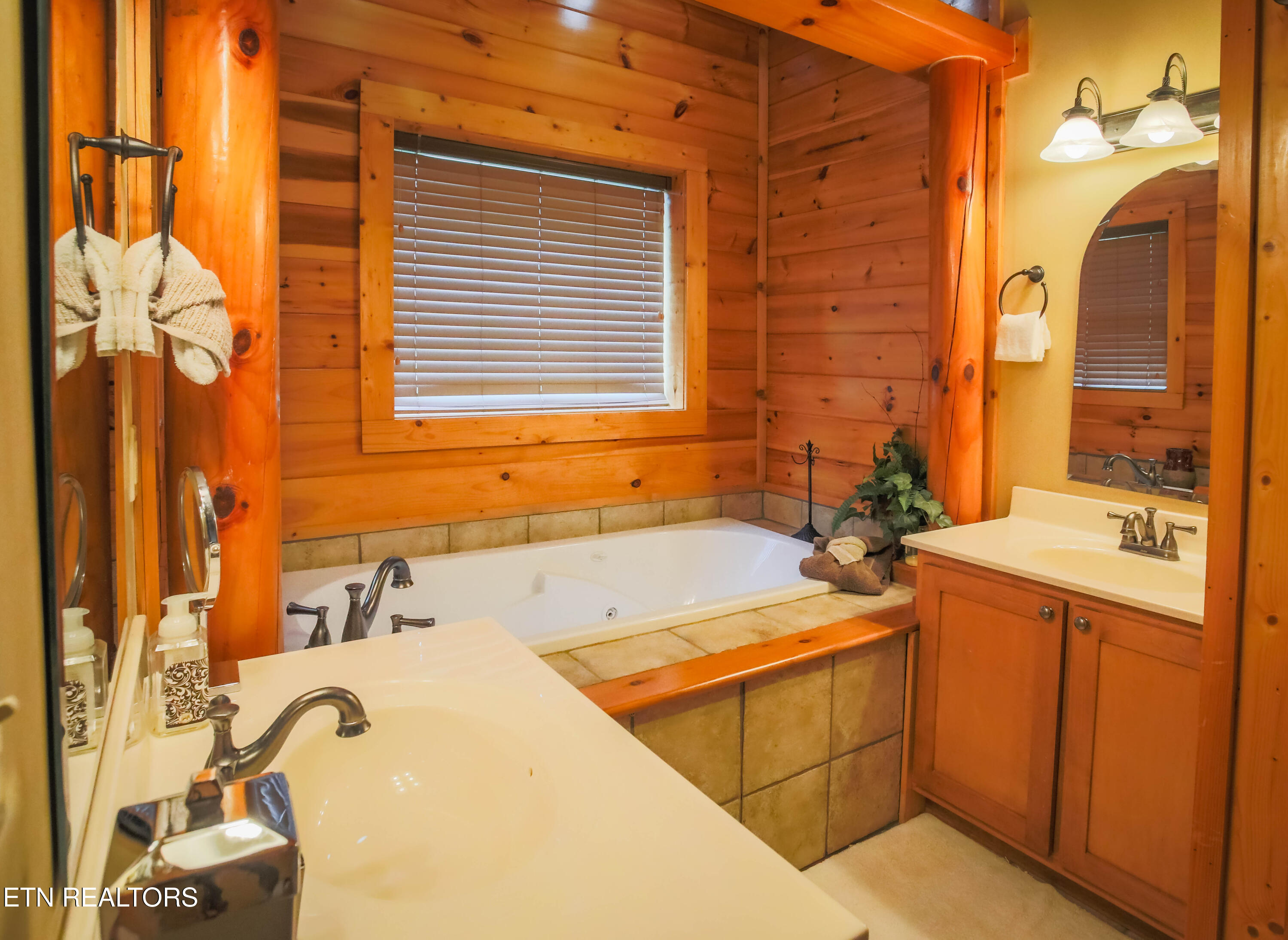4248 Teaberry Vista Lane Sevierville TN 37862