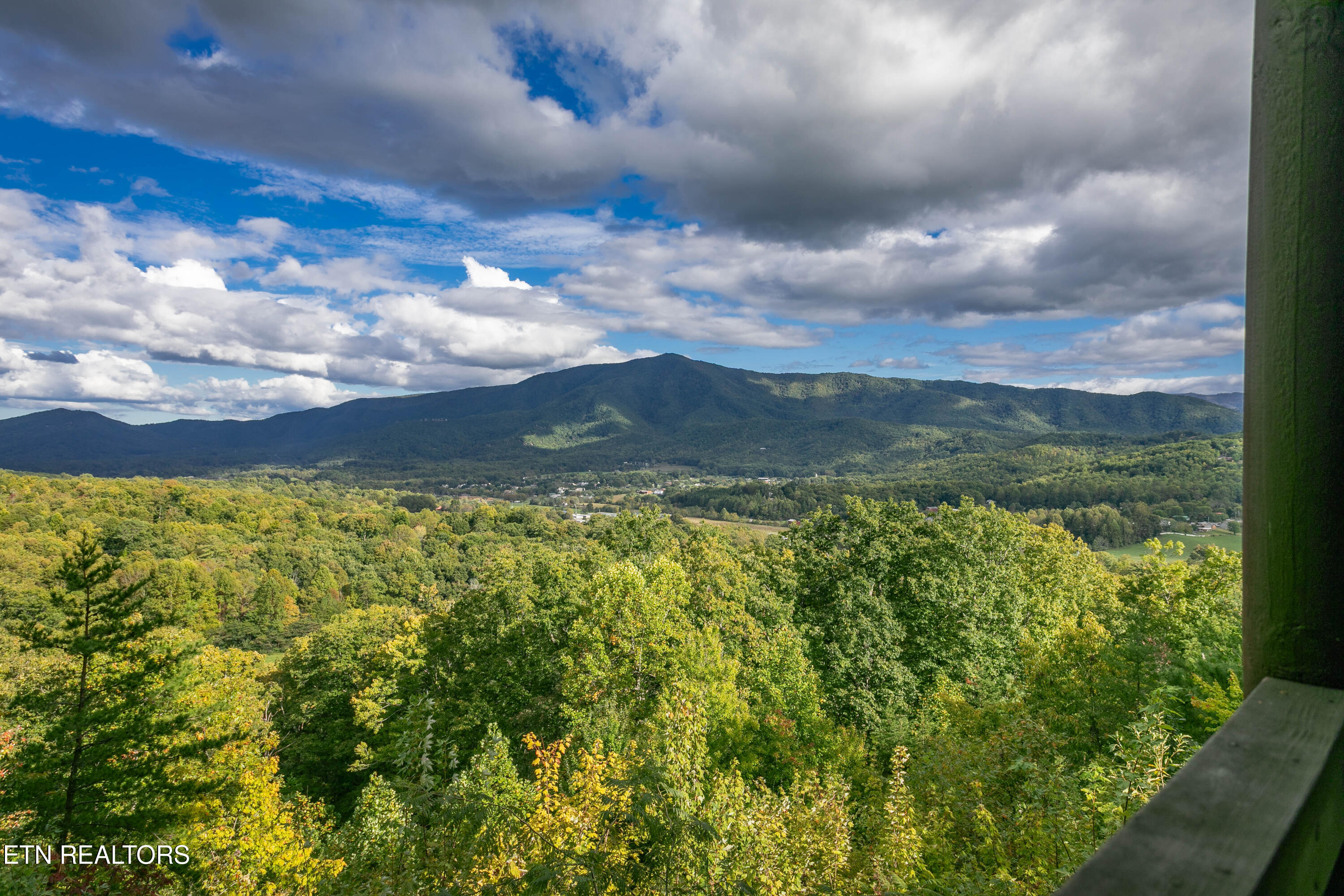 4248 Teaberry Vista Lane Sevierville TN 37862