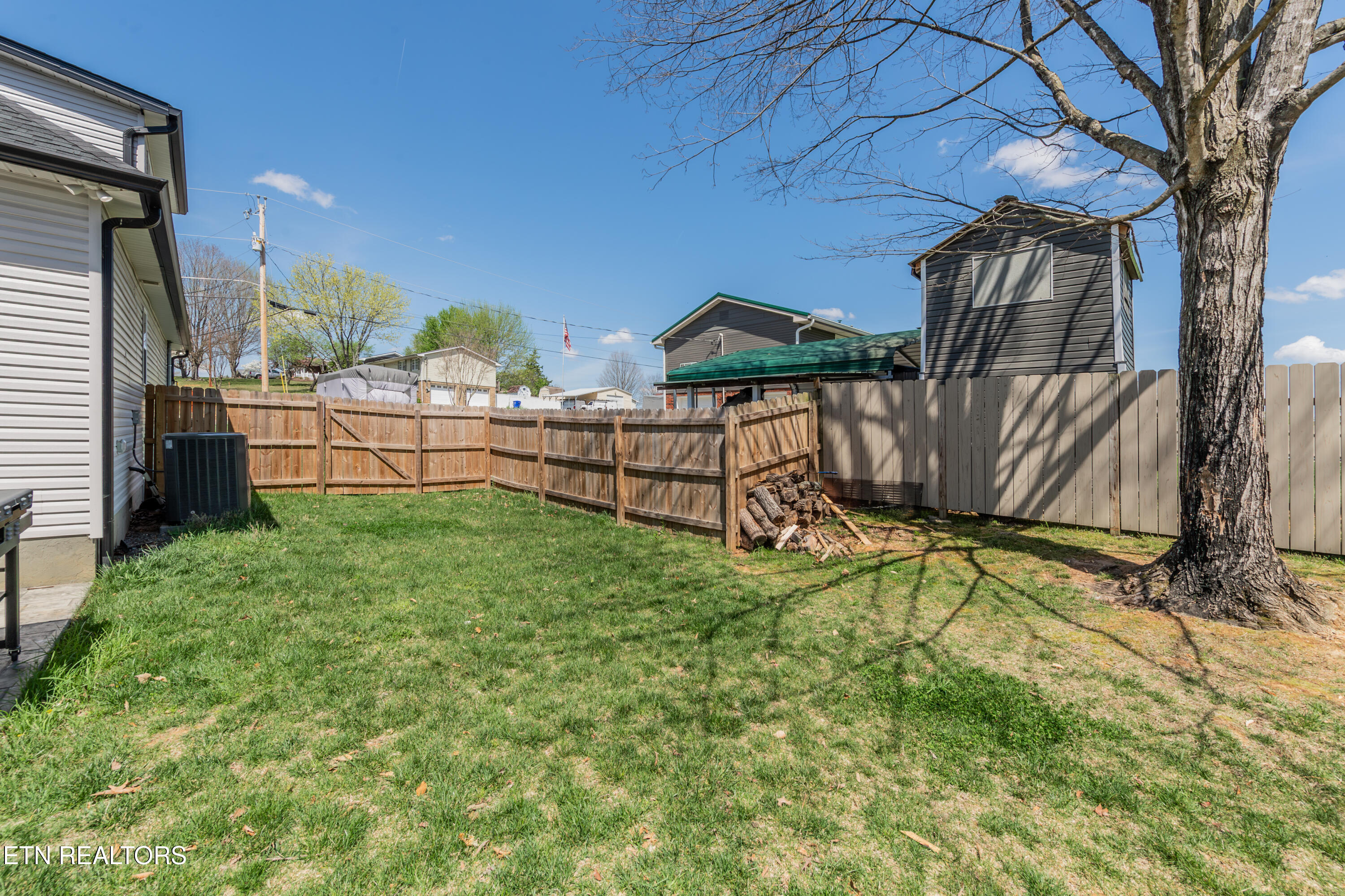 1302 Lula Bell Drive Powell TN 37849
