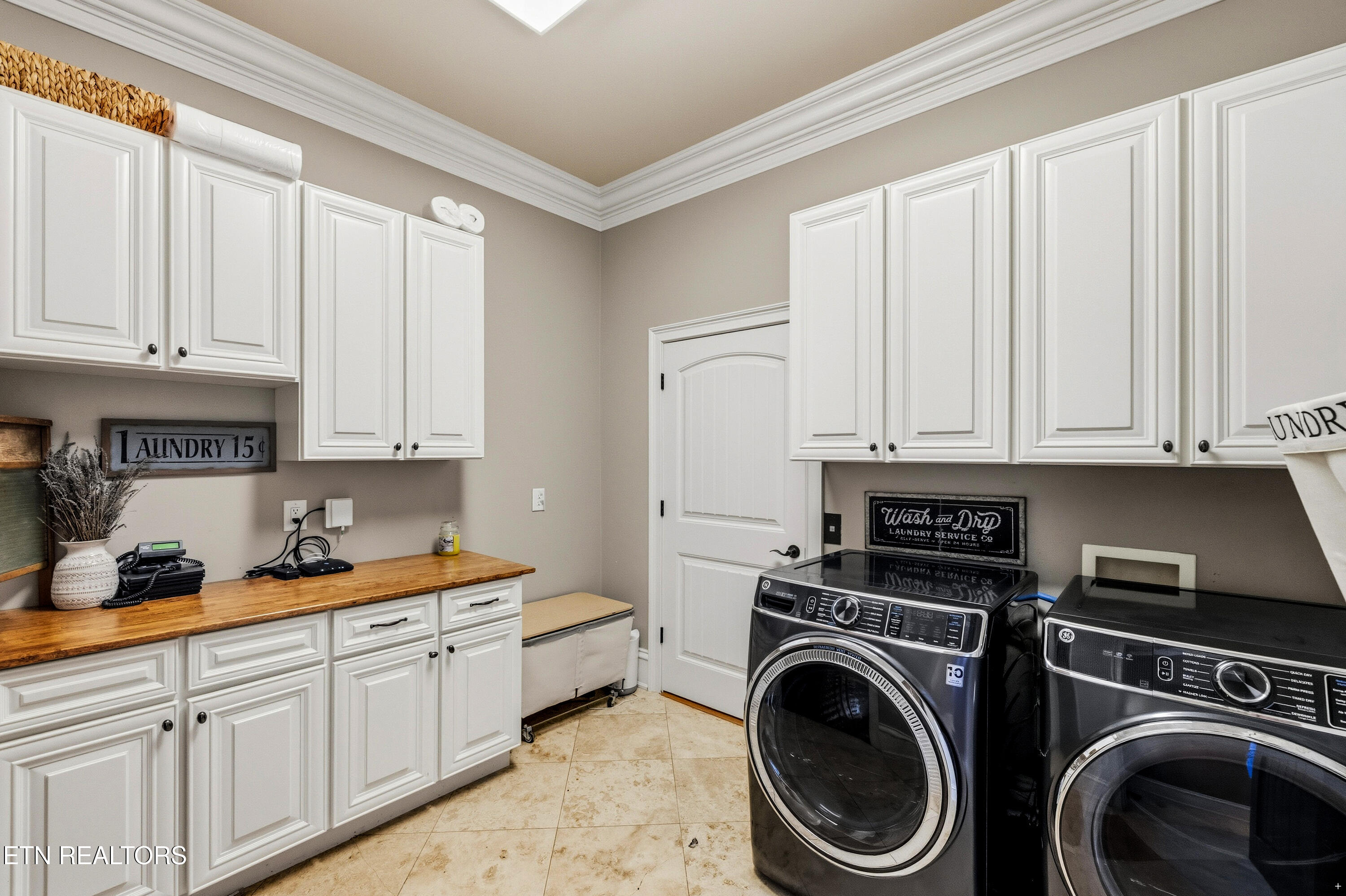 3642 Jackson Pointe Drive Louisville TN 37777