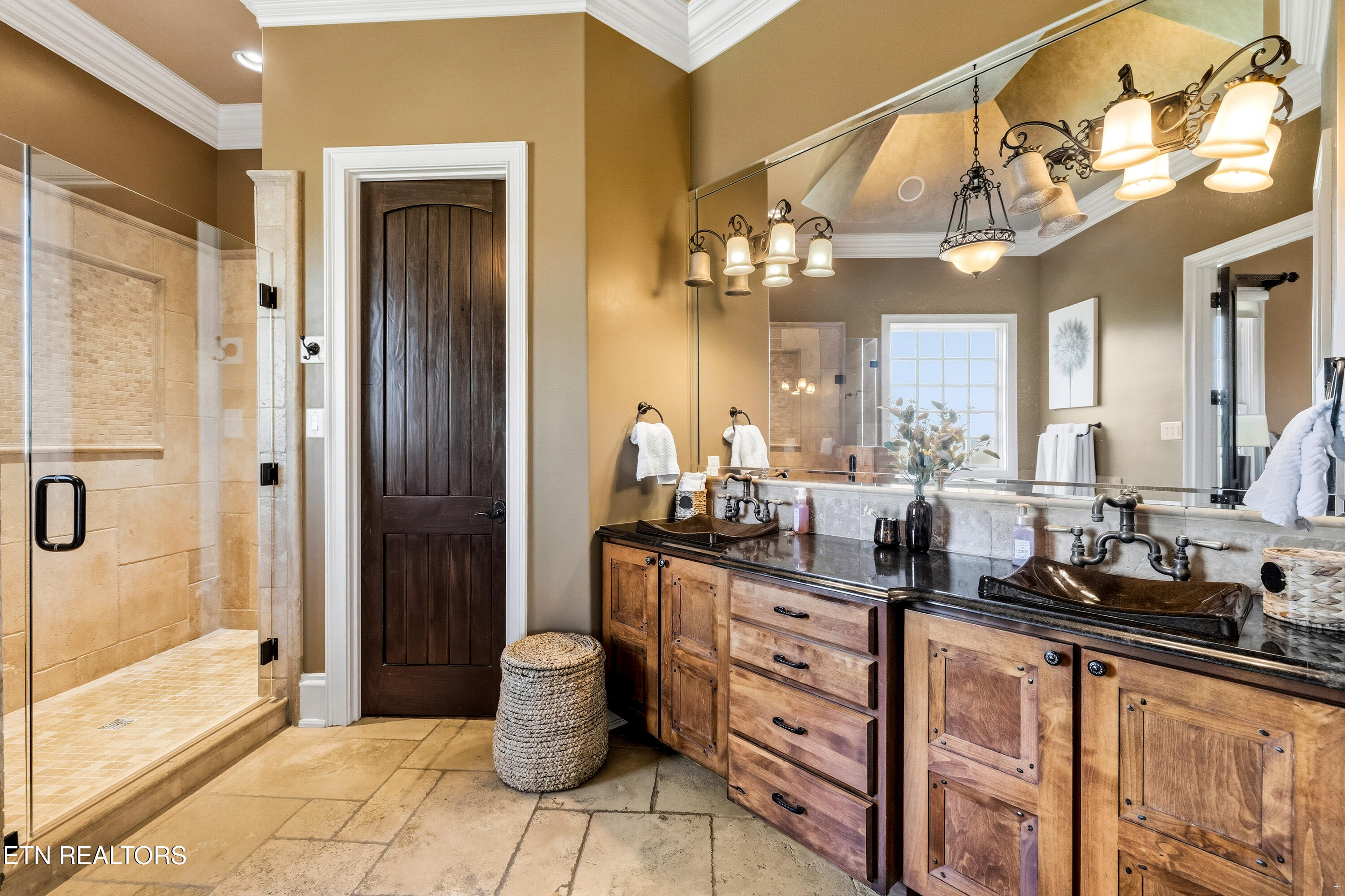3642 Jackson Pointe Drive Louisville TN 37777