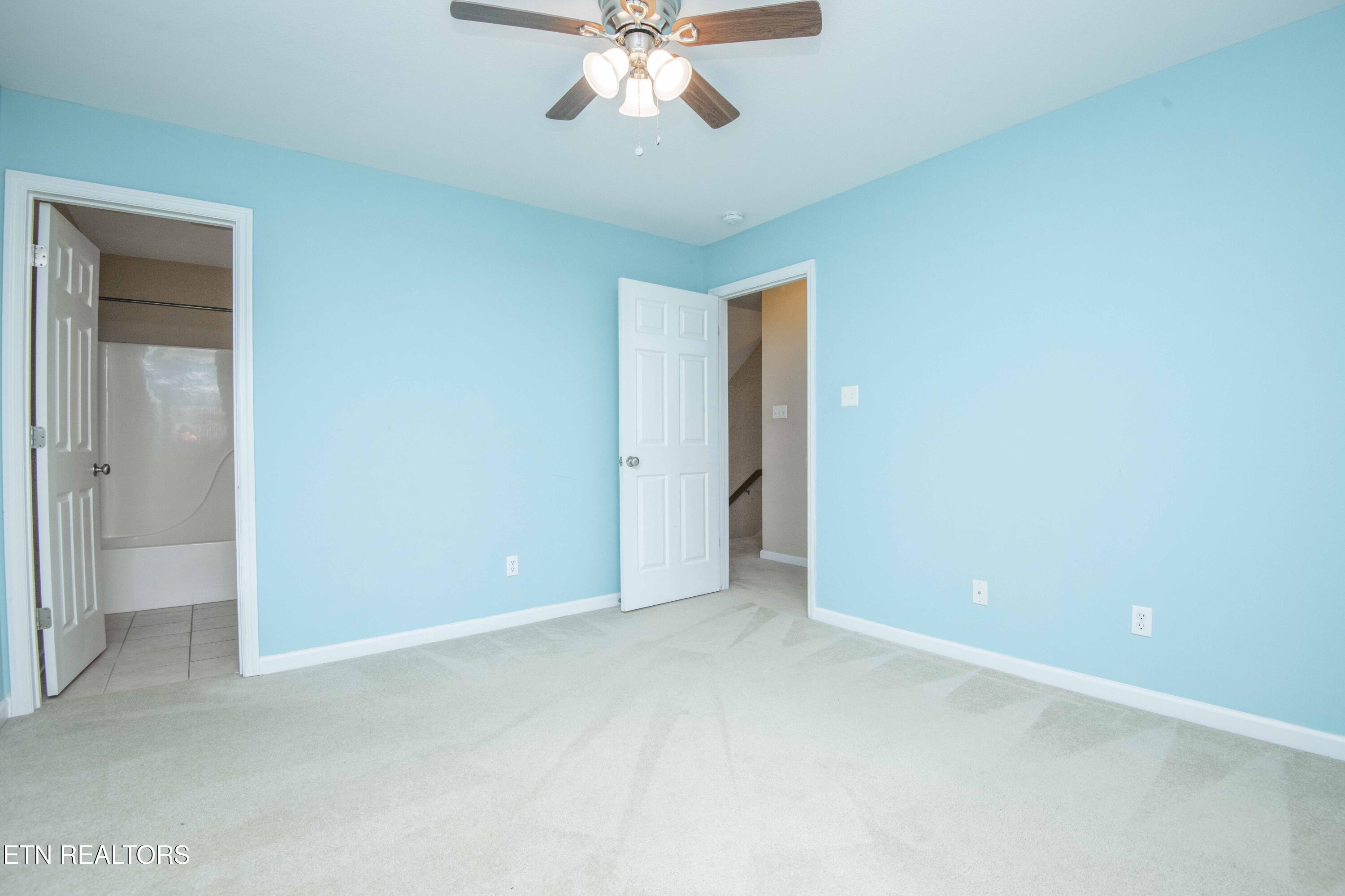 12927 Meadow Pointe Lane Knoxville TN 37934