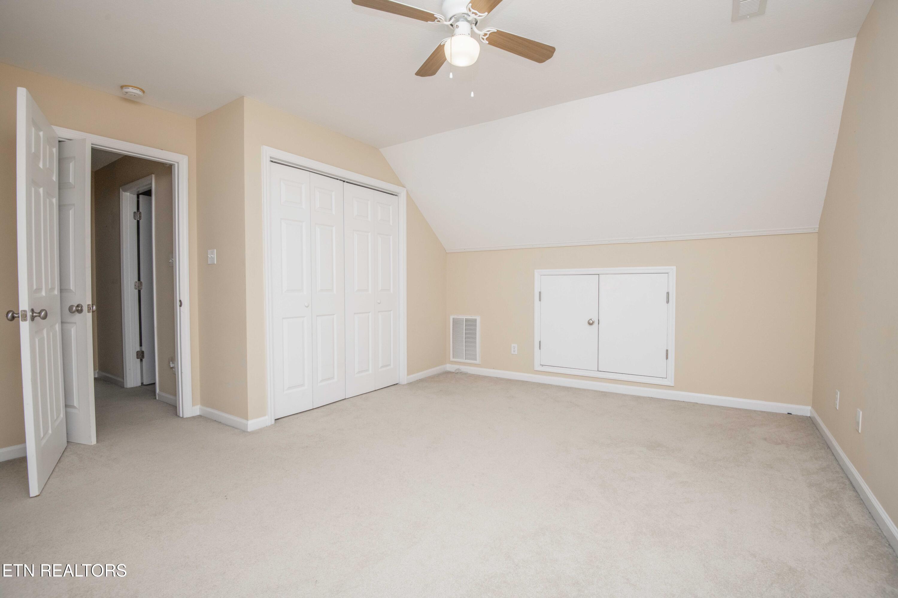12927 Meadow Pointe Lane Knoxville TN 37934