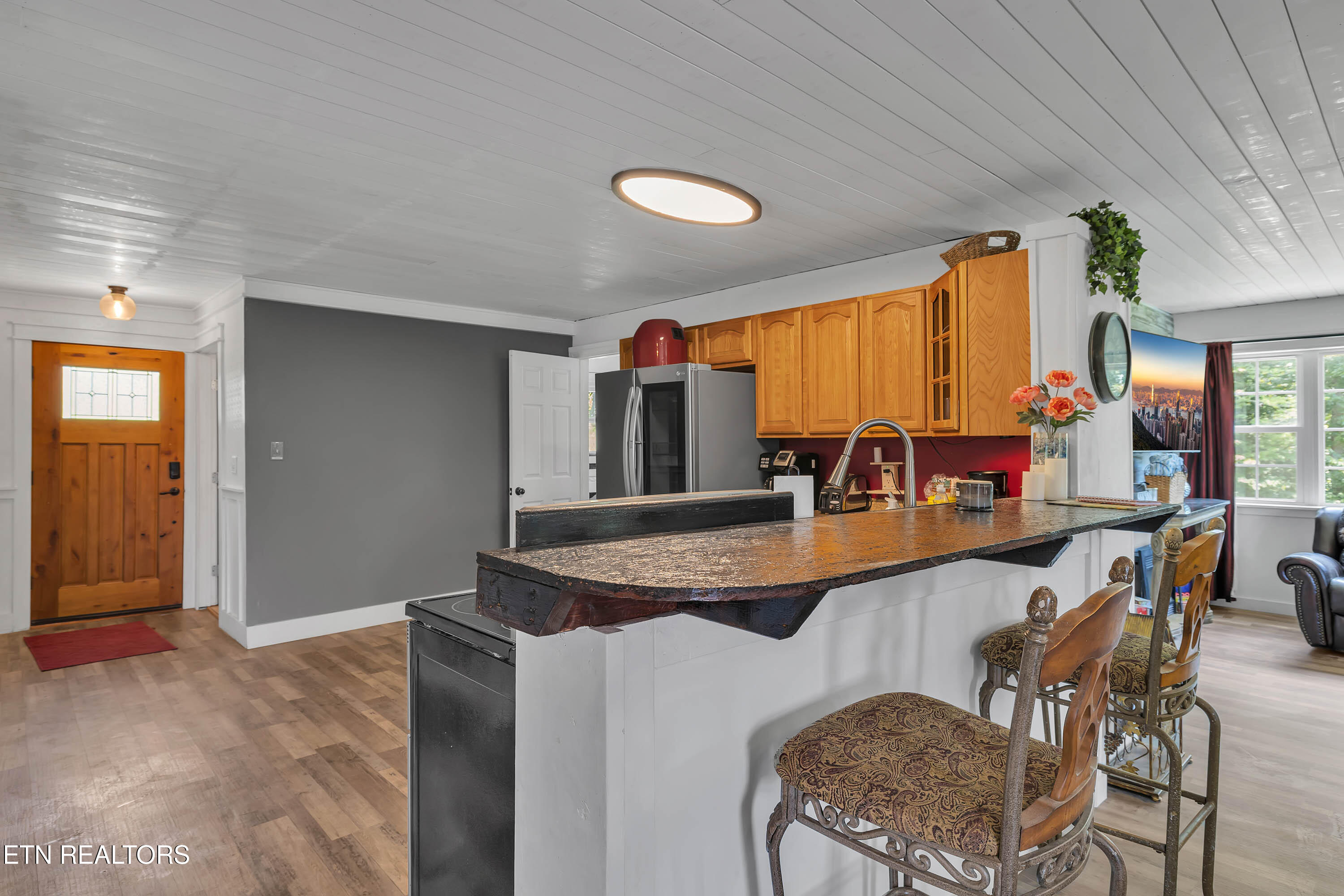 2038 Glenbrook Lane Dandridge TN 37725