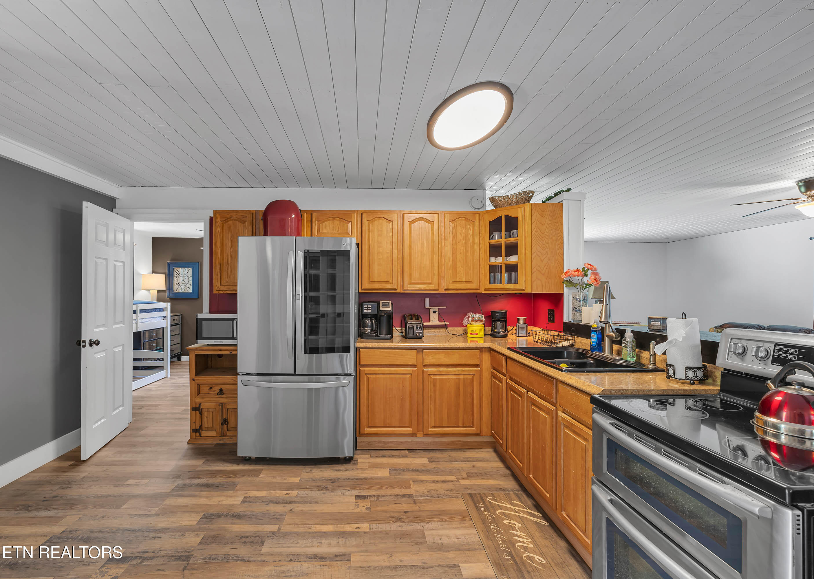 2038 Glenbrook Lane Dandridge TN 37725