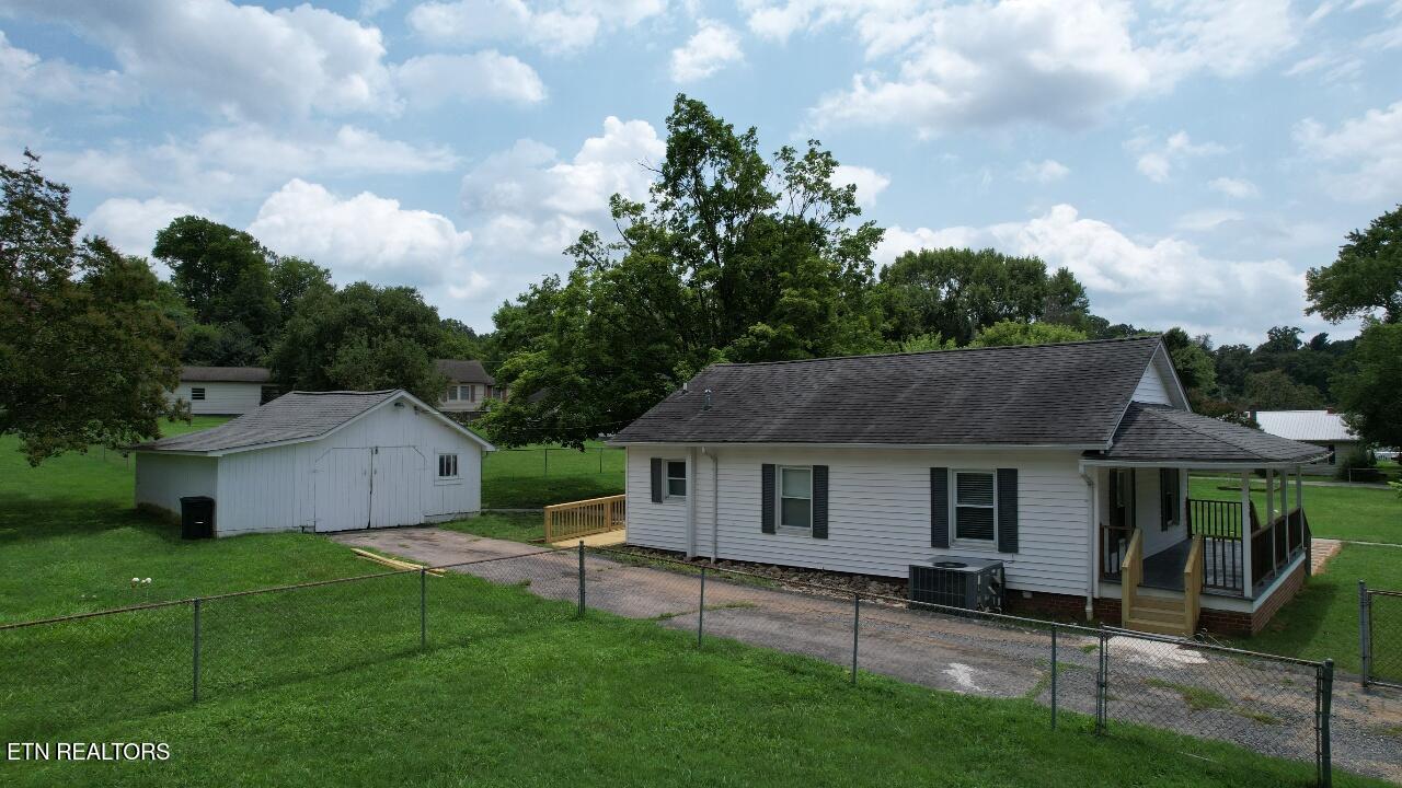 2330 Mitchell Avenue Maryville TN 37804