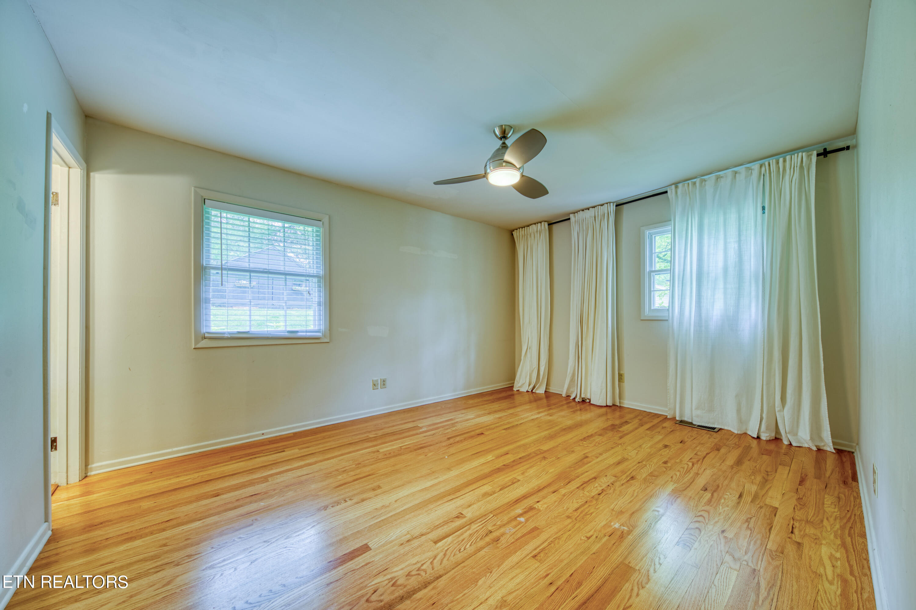 8712 NW Longmeade Drive Knoxville TN 37923