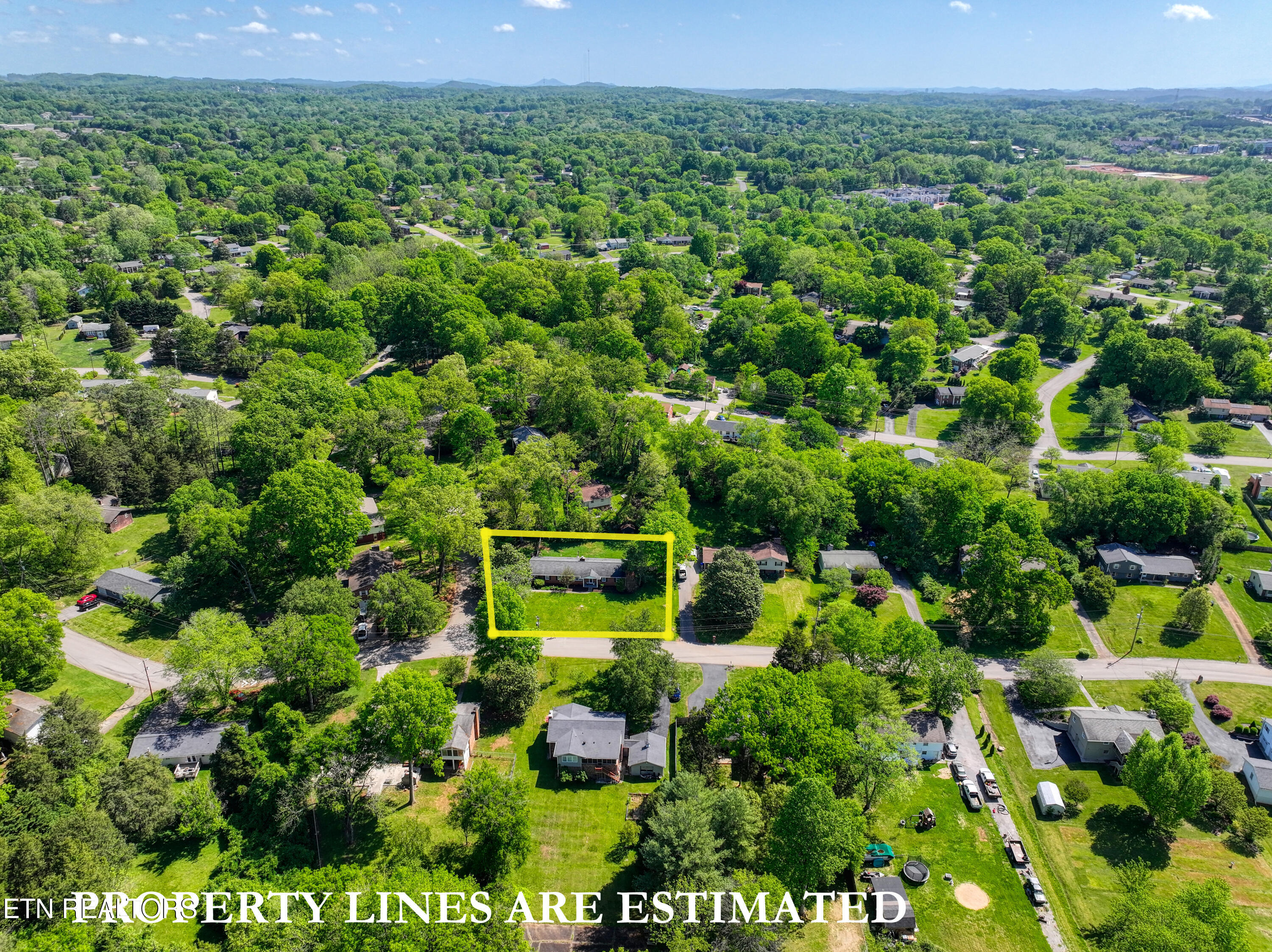 8712 NW Longmeade Drive Knoxville TN 37923