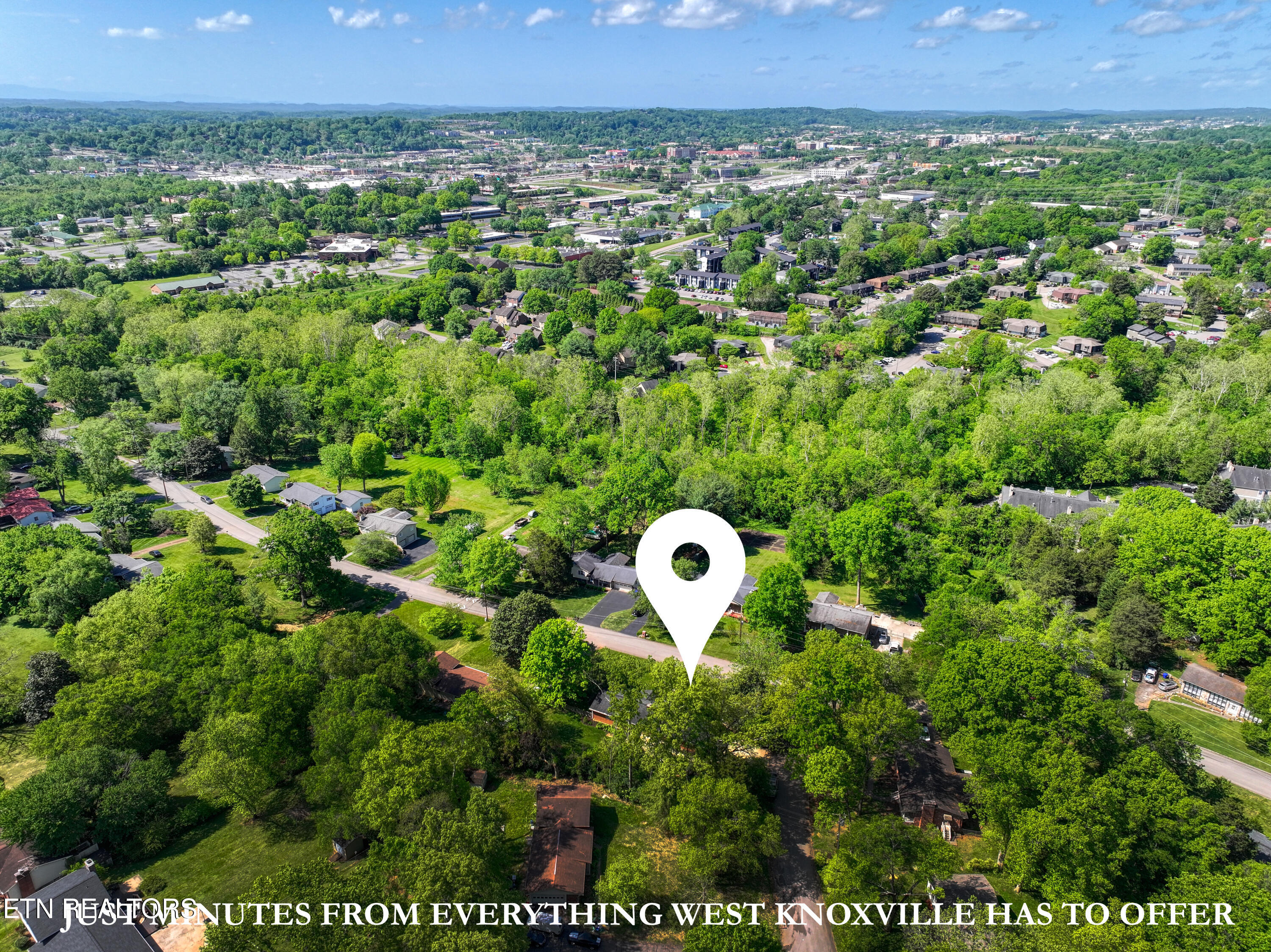 8712 NW Longmeade Drive Knoxville TN 37923