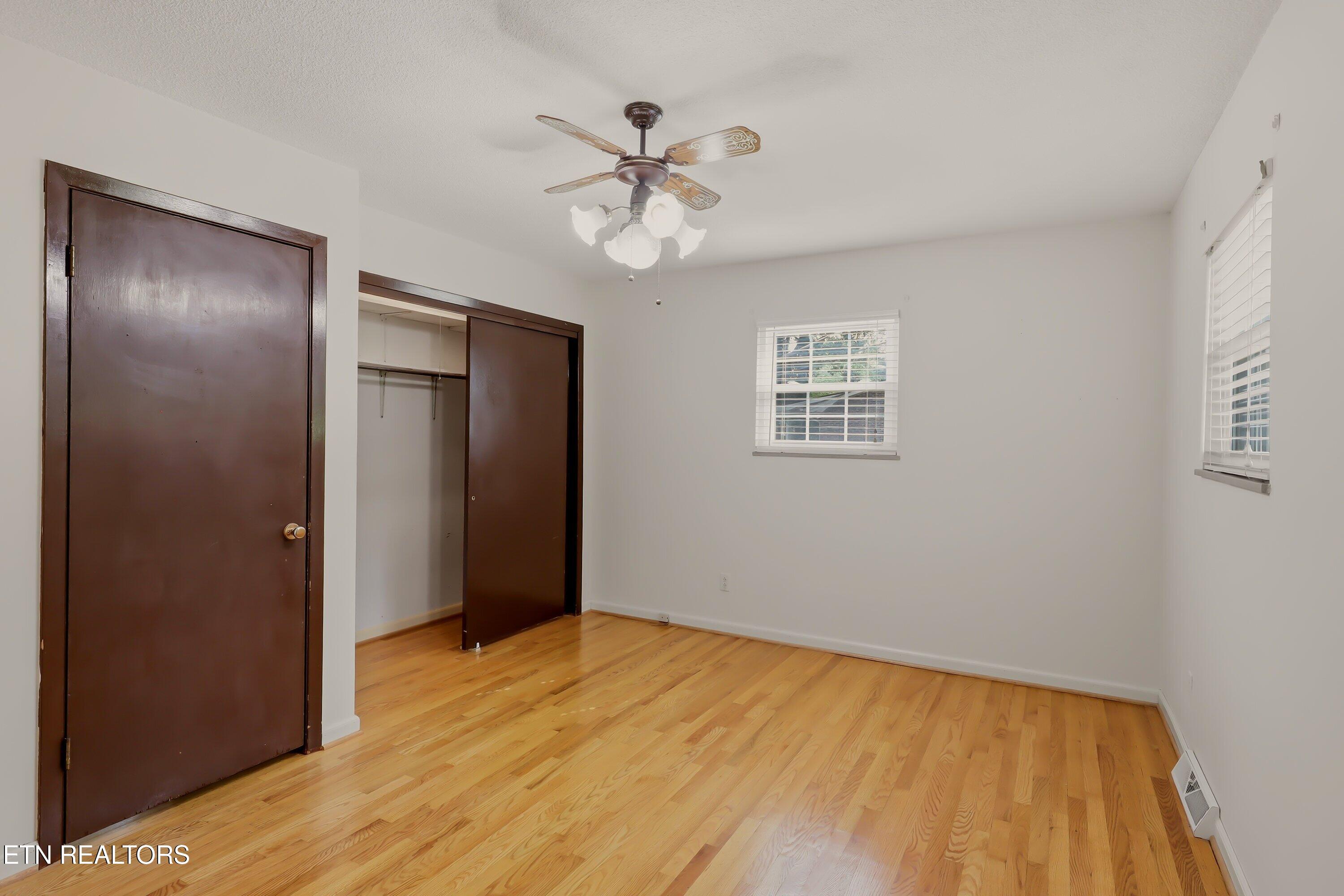 1812 E Alpine Drive Maryville TN 37804