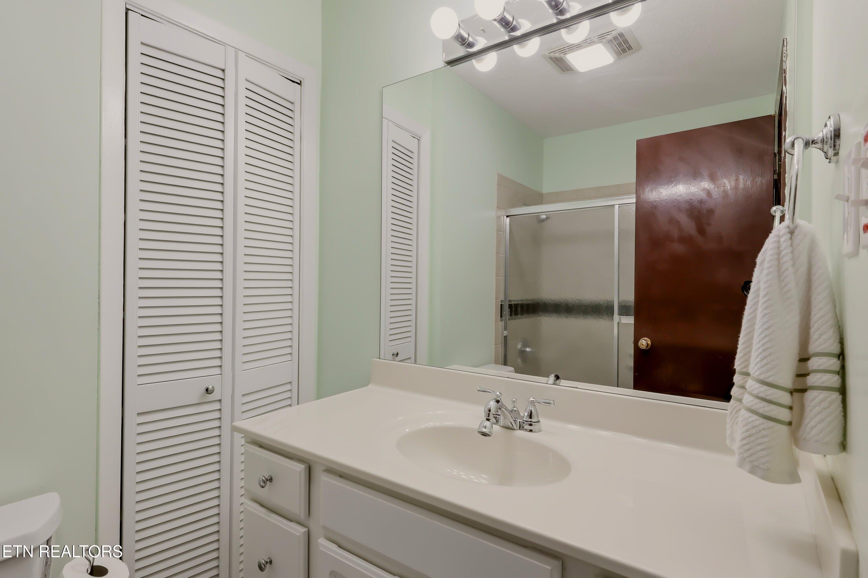 1812 E Alpine Drive Maryville TN 37804