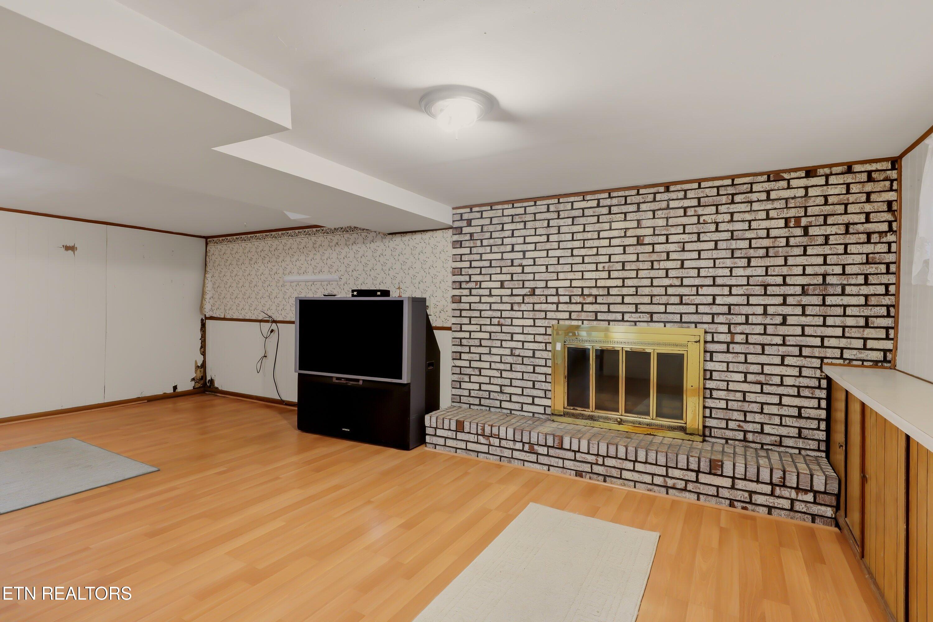 1812 E Alpine Drive Maryville TN 37804