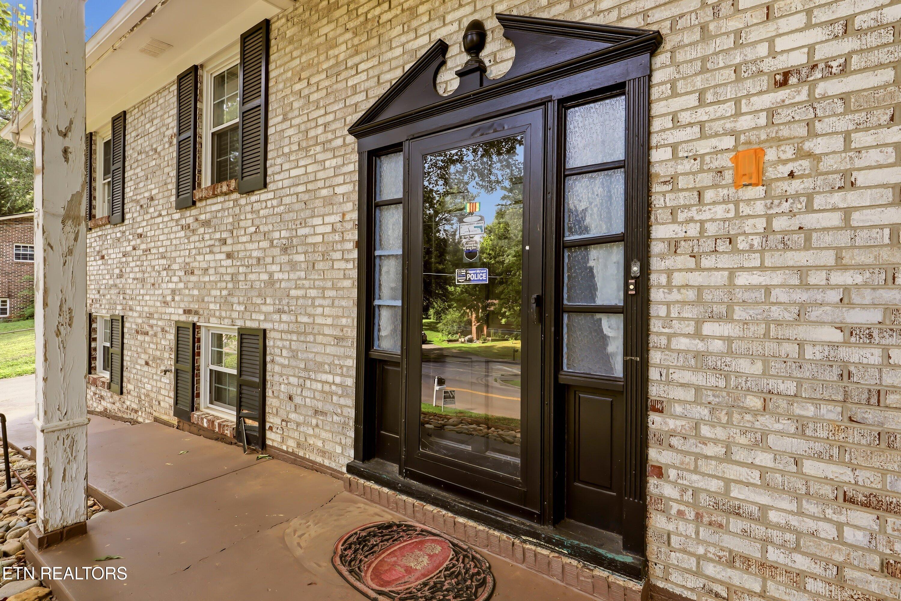 1812 E Alpine Drive Maryville TN 37804