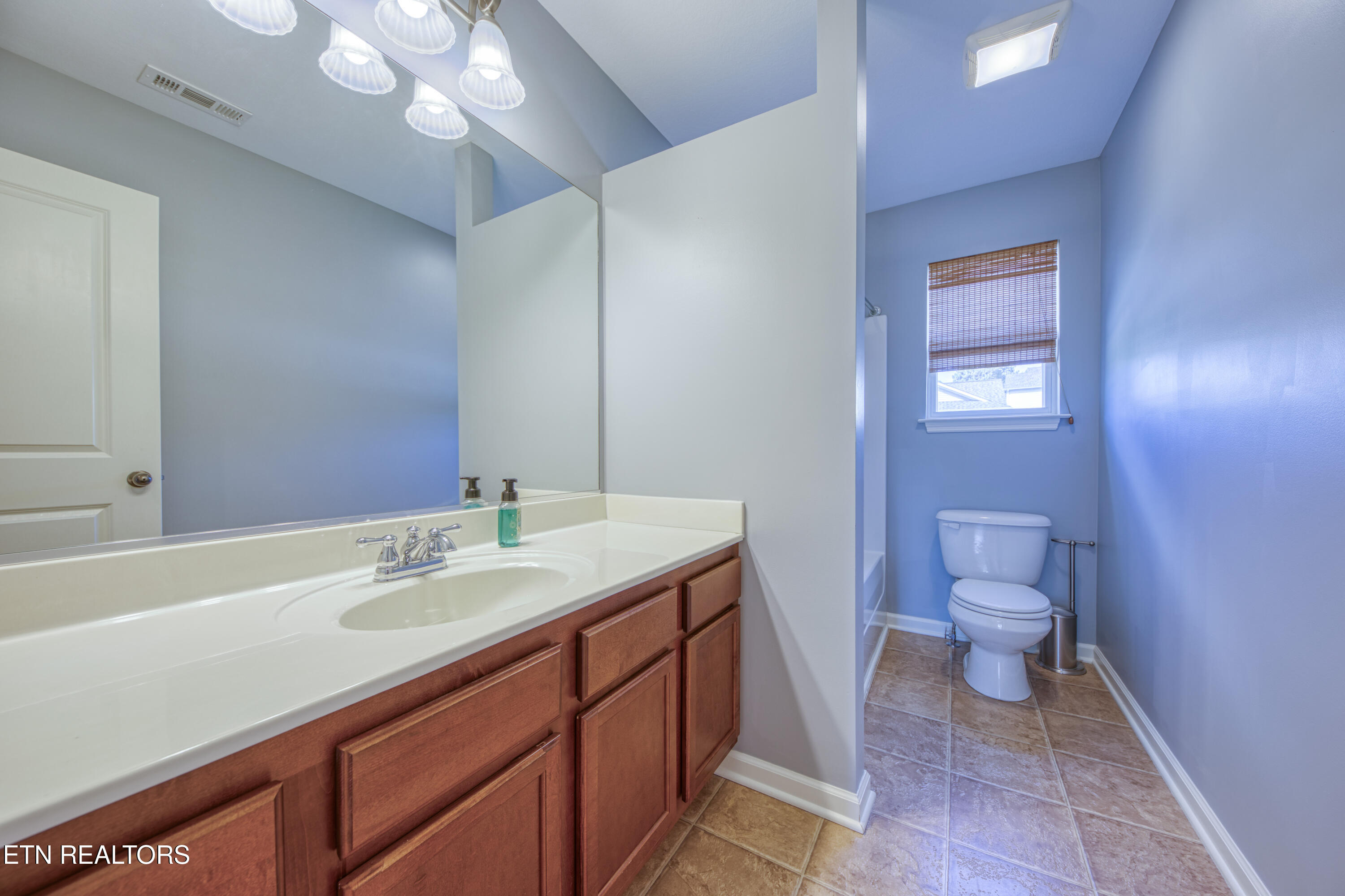 11608 Grove Hill Lane Knoxville TN 37932