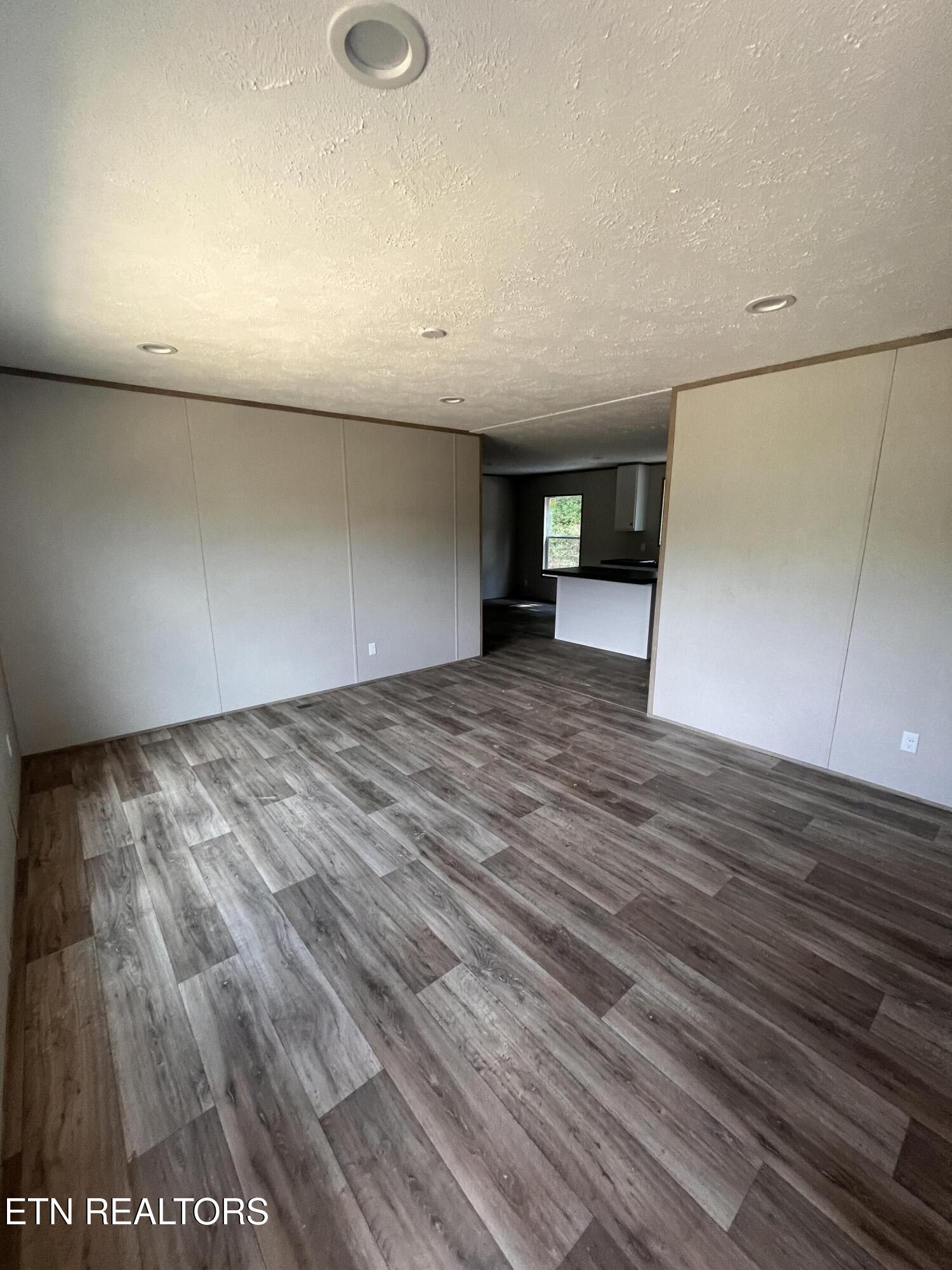 239 Honey Drive New Tazewell TN 37825