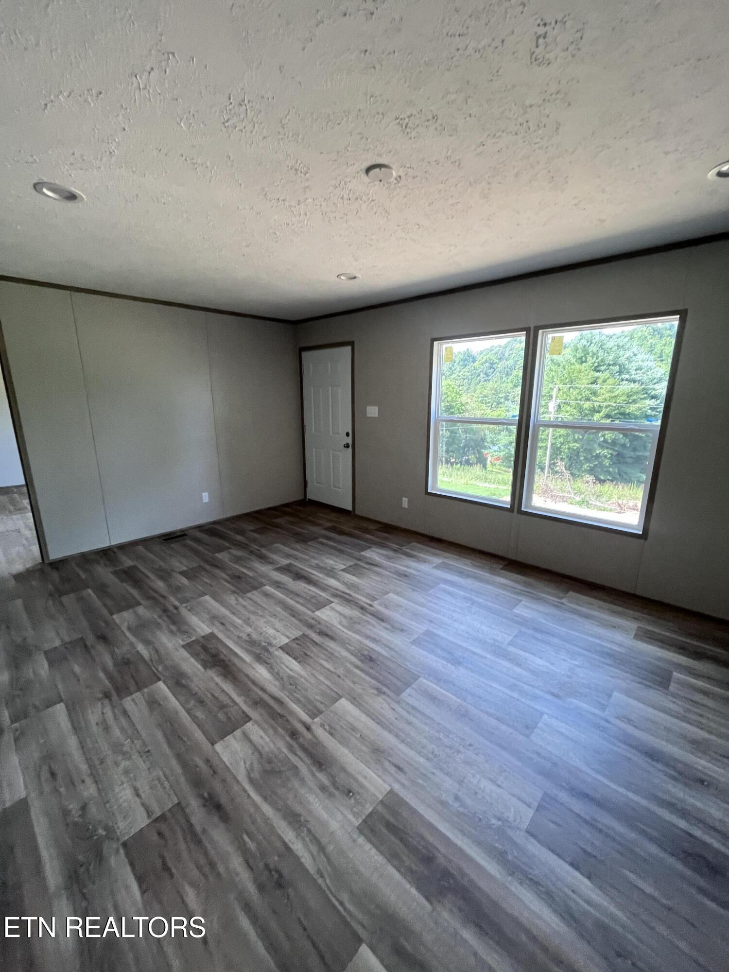239 Honey Drive New Tazewell TN 37825